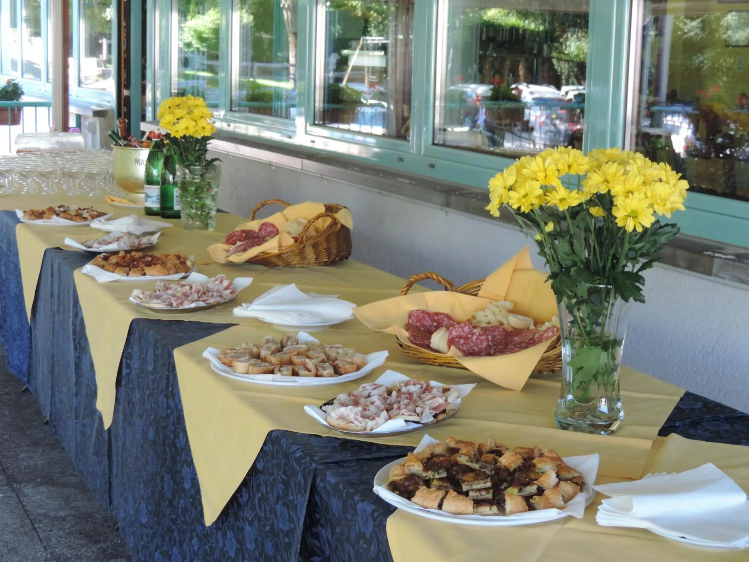 Food in Hotel National