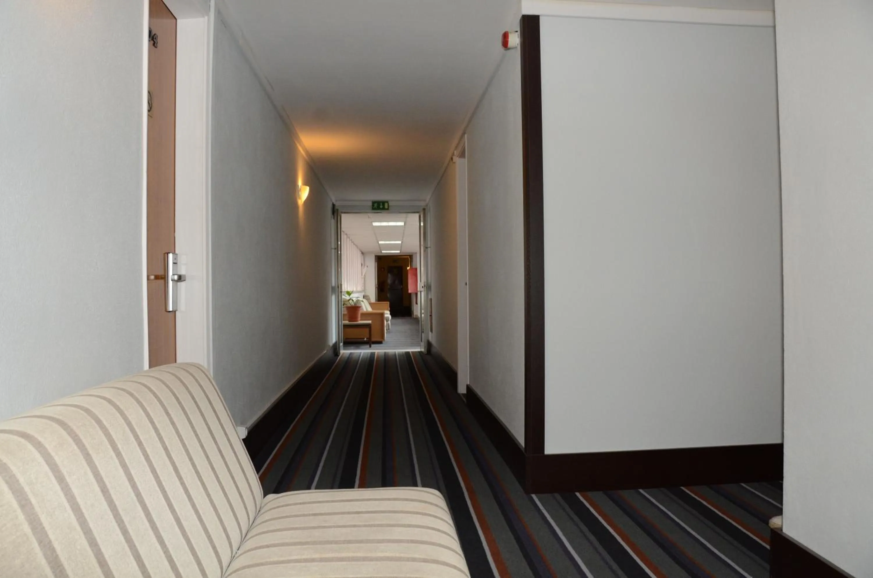 Seating area in Hotel Flamingo