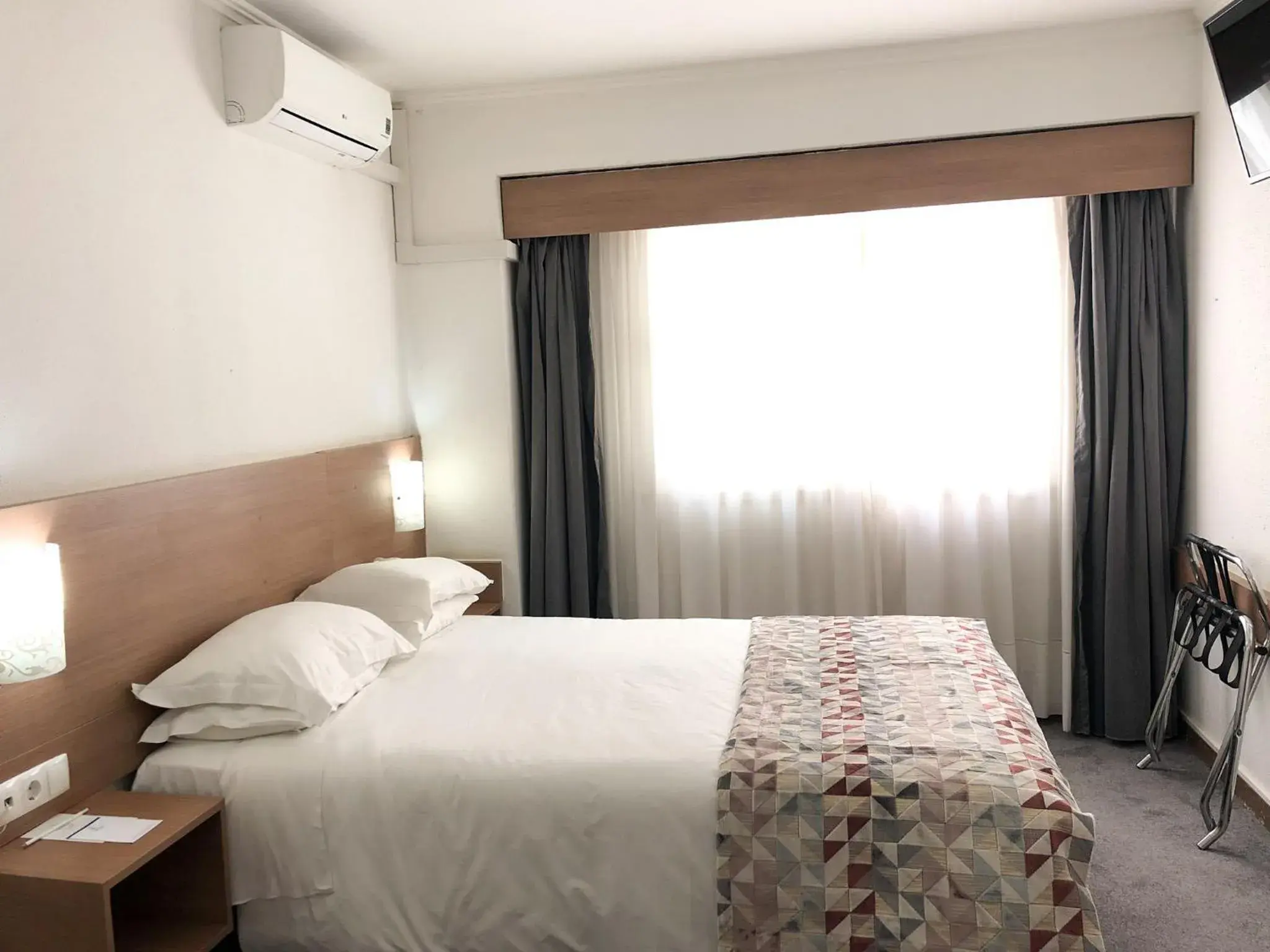 Double or Twin Room with Extra Bed in Hotel Flamingo Double or Twin Room with Extra Bed in Hotel Flamingo