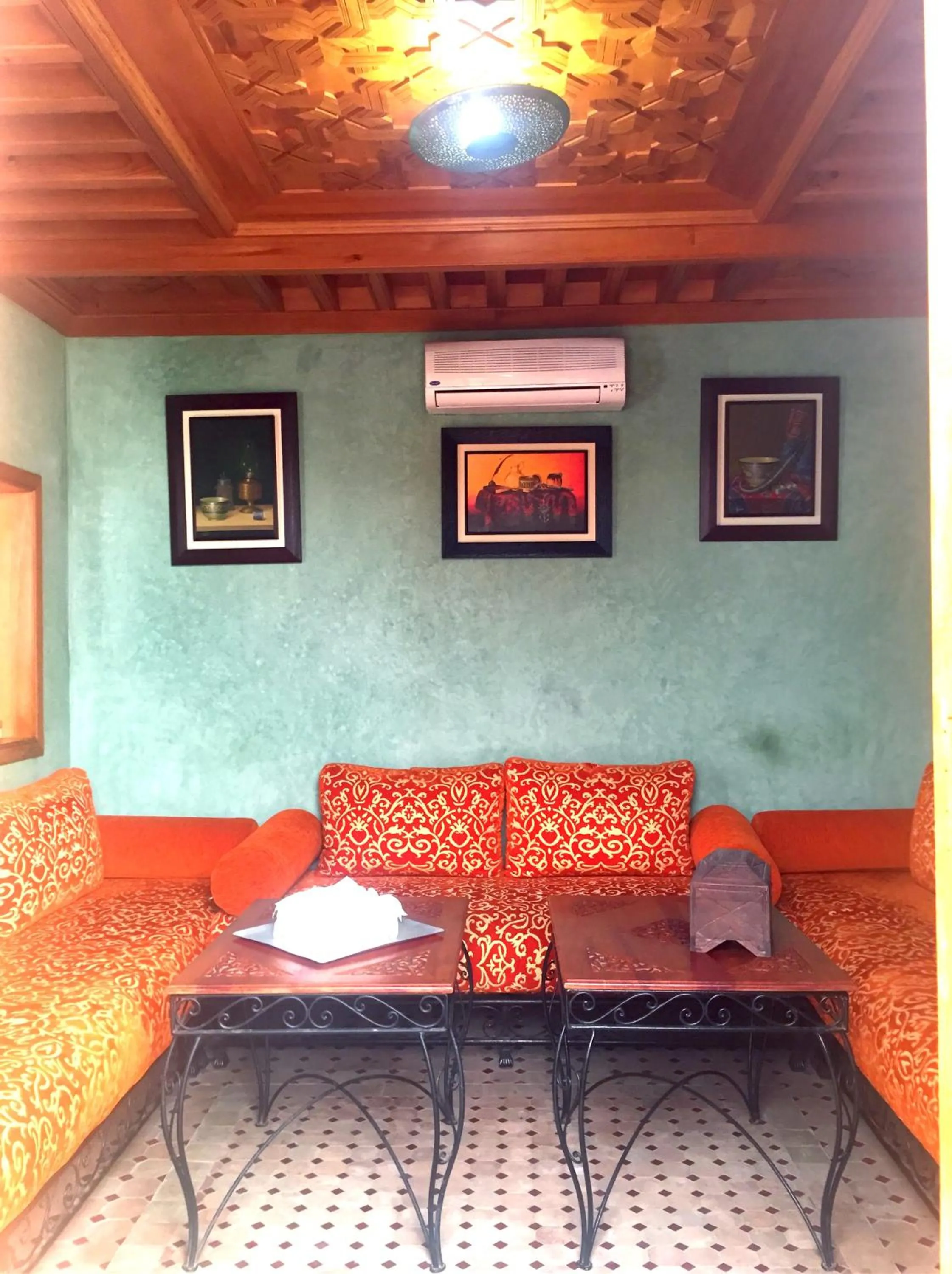 Living room in Riad Dar Karima