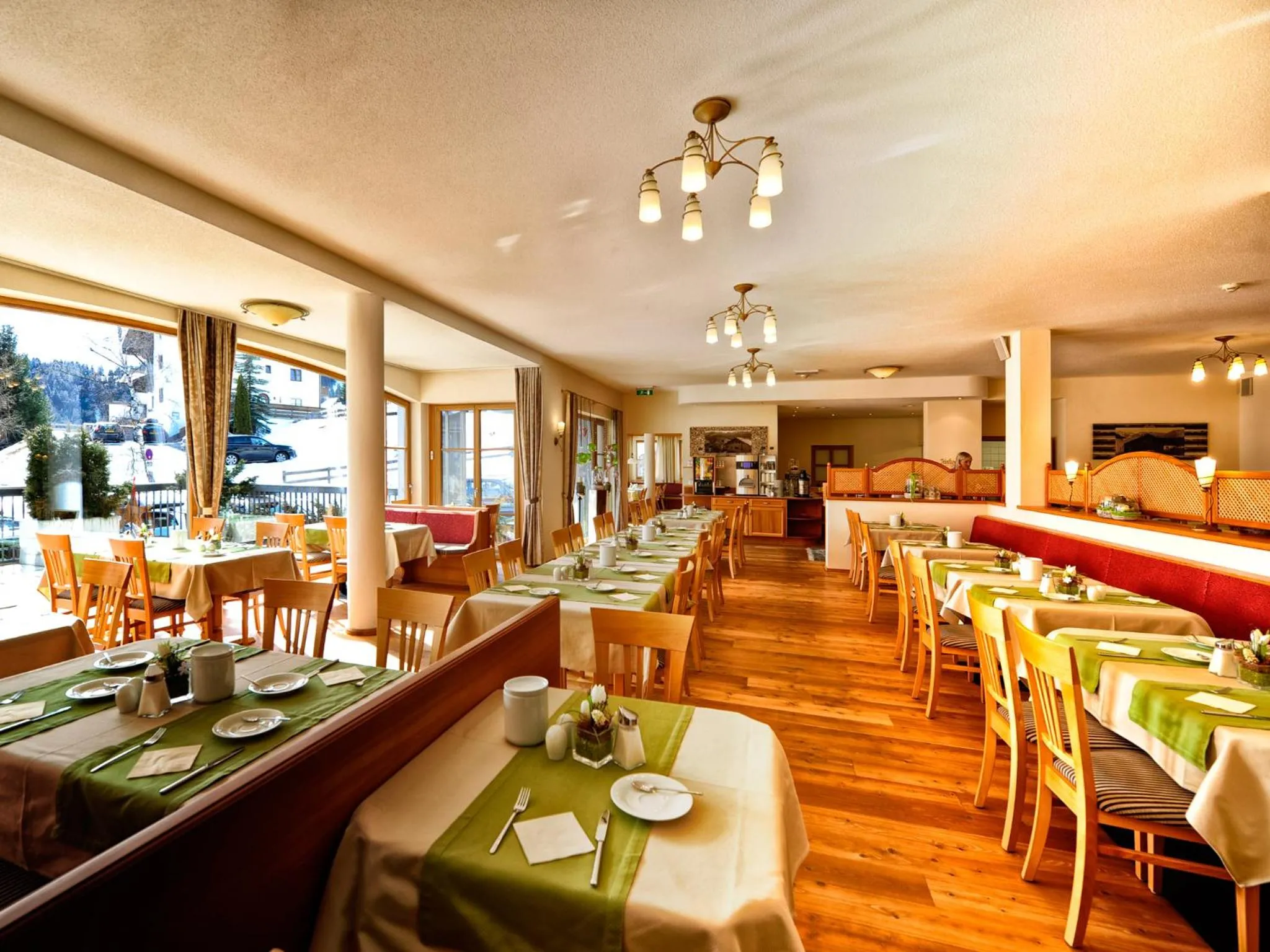 Restaurant/places to eat in Hotel Röck Garni