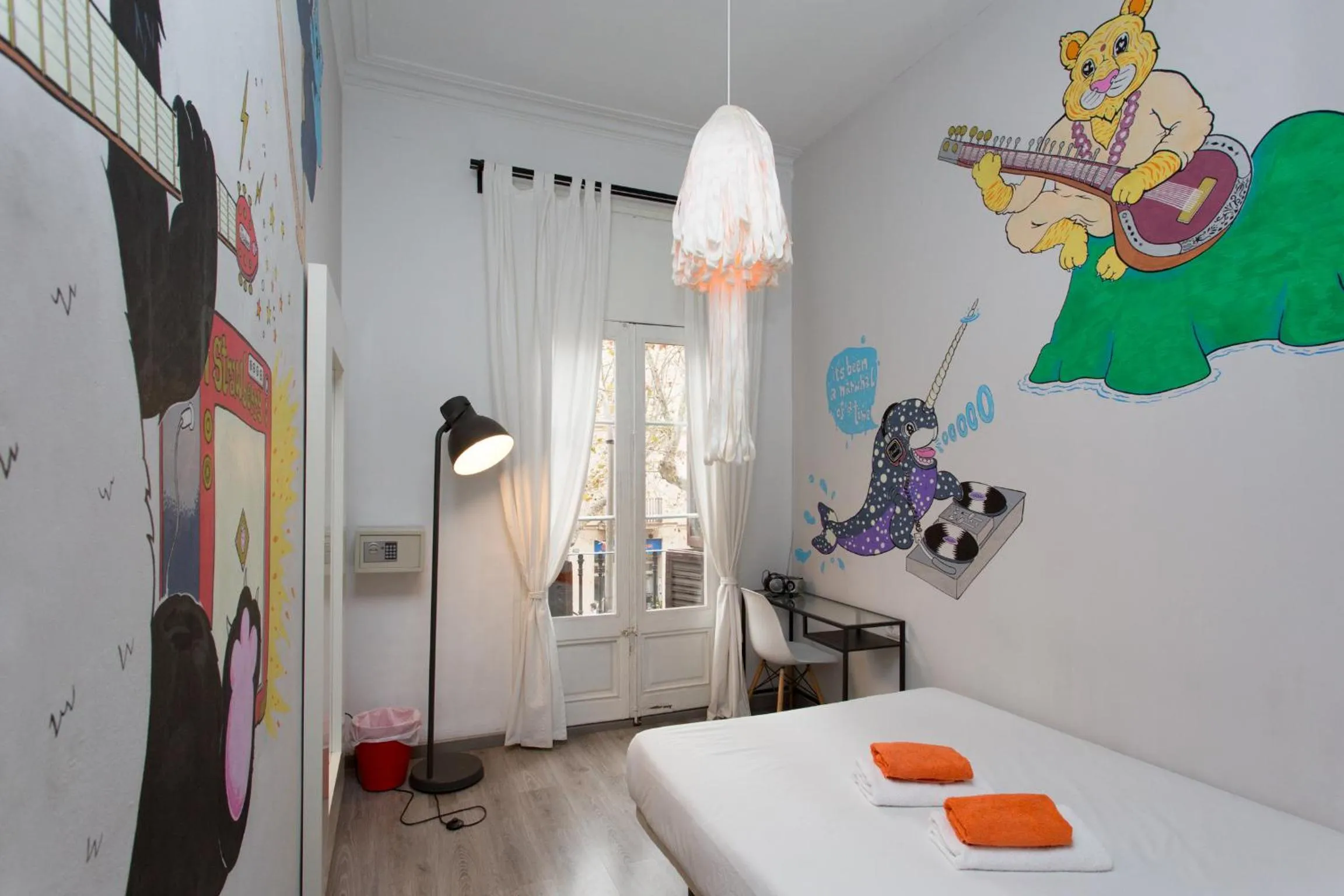 Day, Bed in ZOOROOMS Boutique Guesthouse