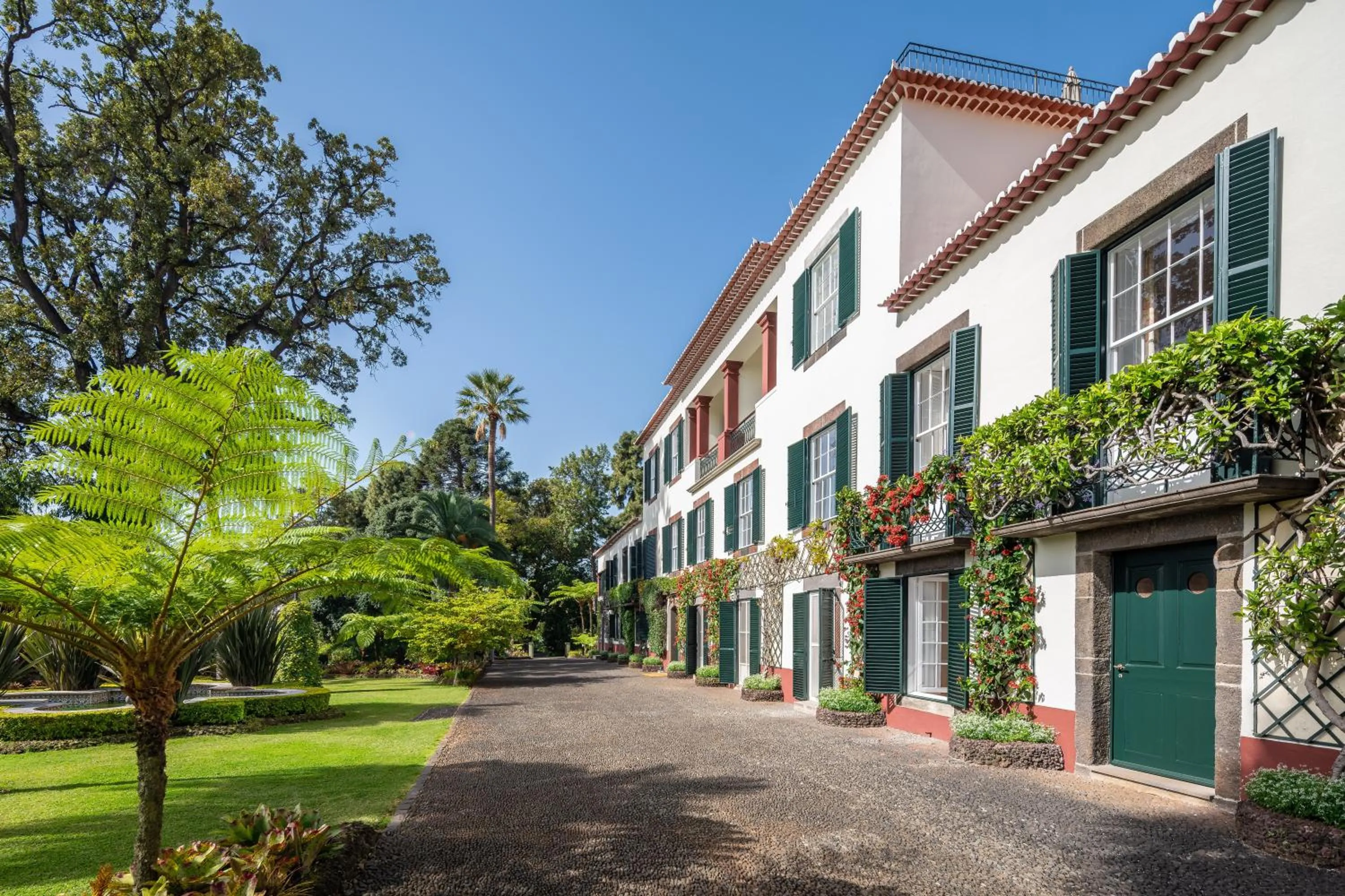 Property building in Quinta Jardins do Lago