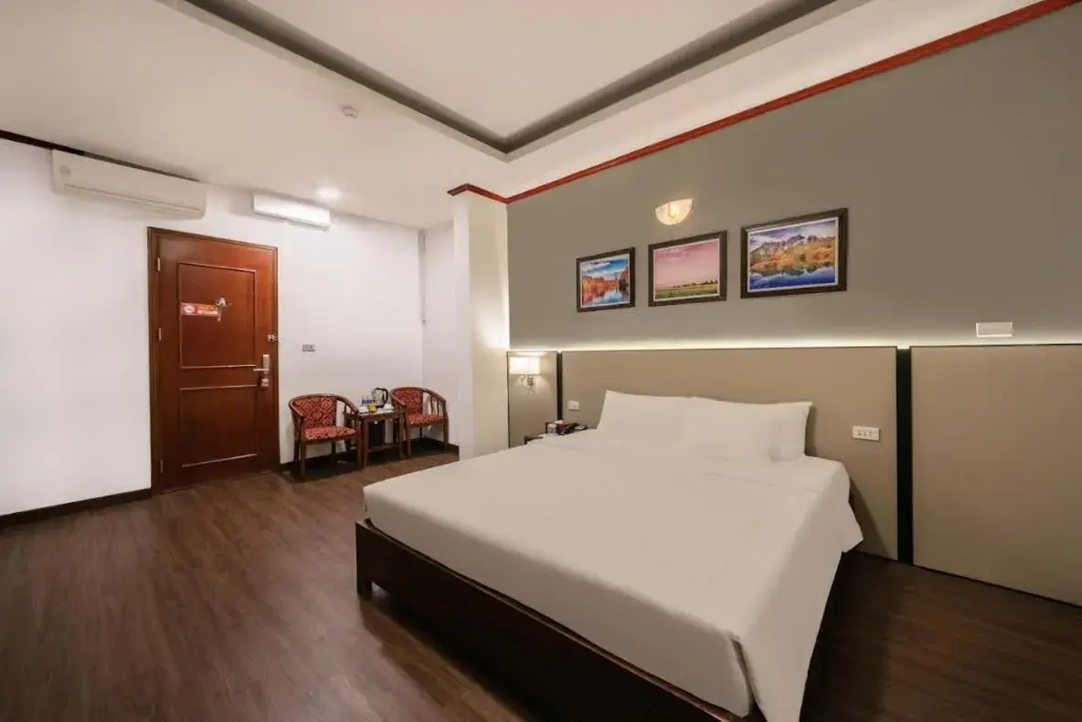 Superior Double Room in A25 Hotel - 80 Mai Hắc Đế Superior Double Room in A25 Hotel - 80 Mai Hắc Đế