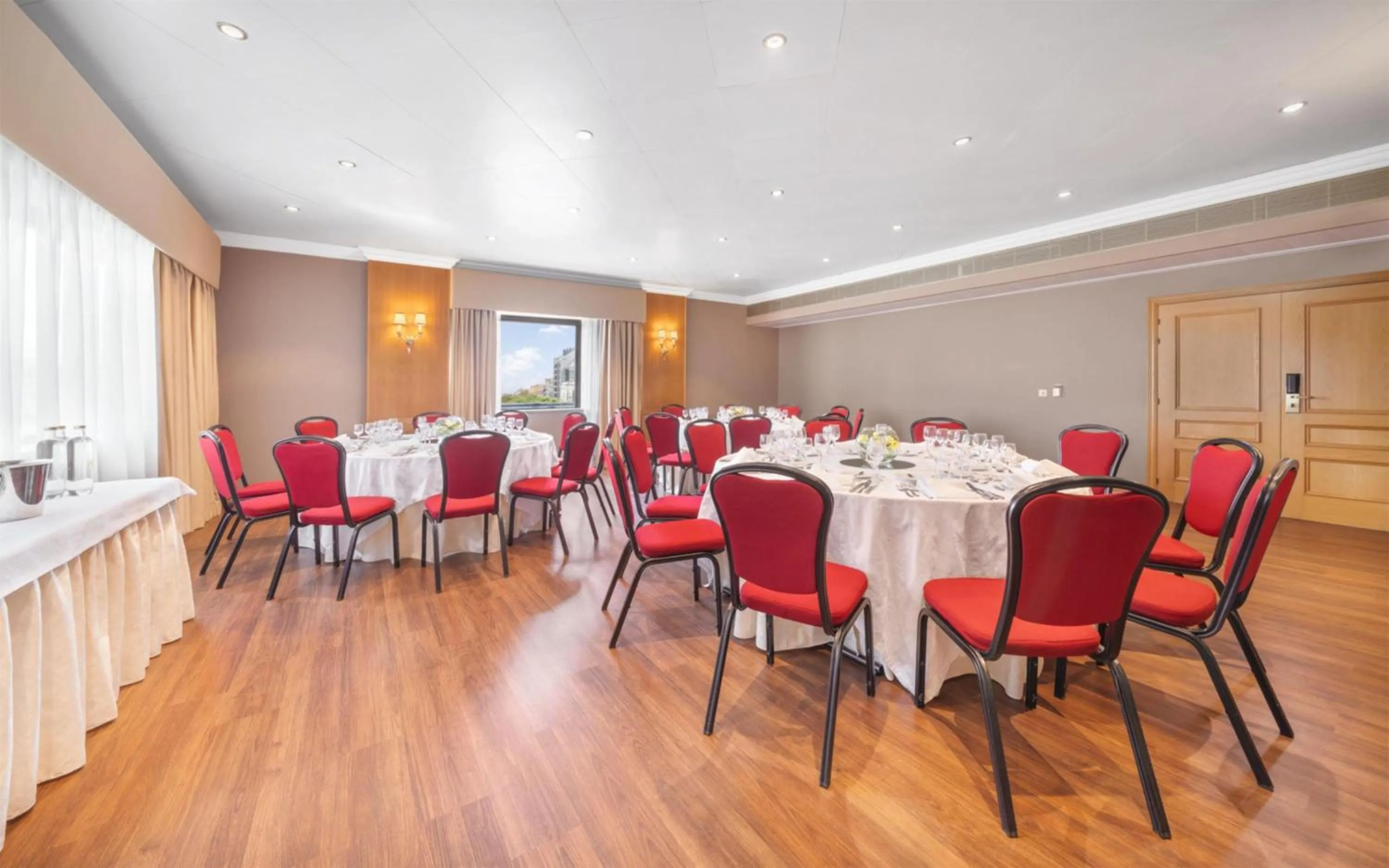 Meeting/conference room in Dom Pedro Lisboa Hotel, a member of Radisson Individuals