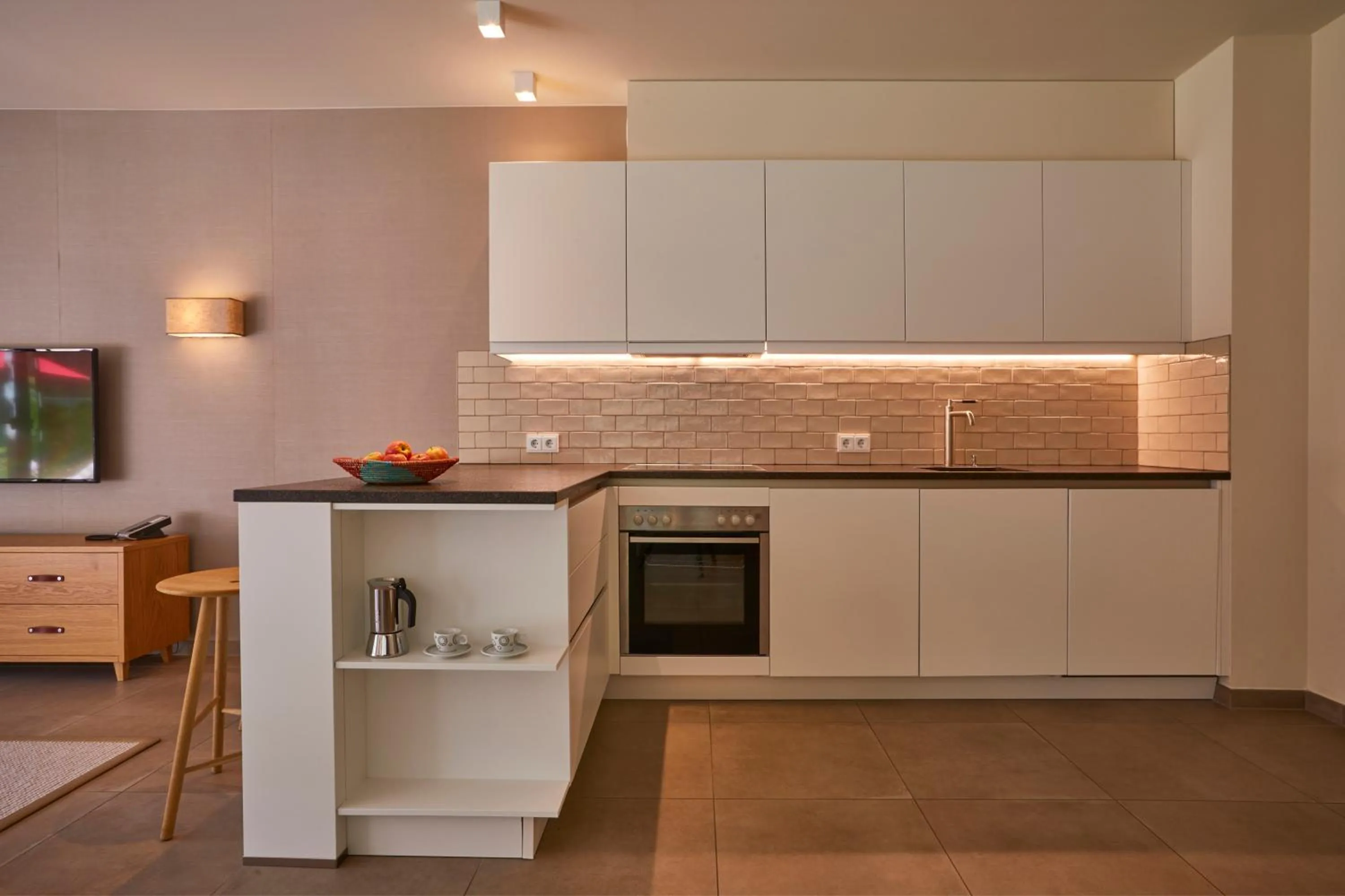 Kitchen or kitchenette in Aalernhüs hotel & spa