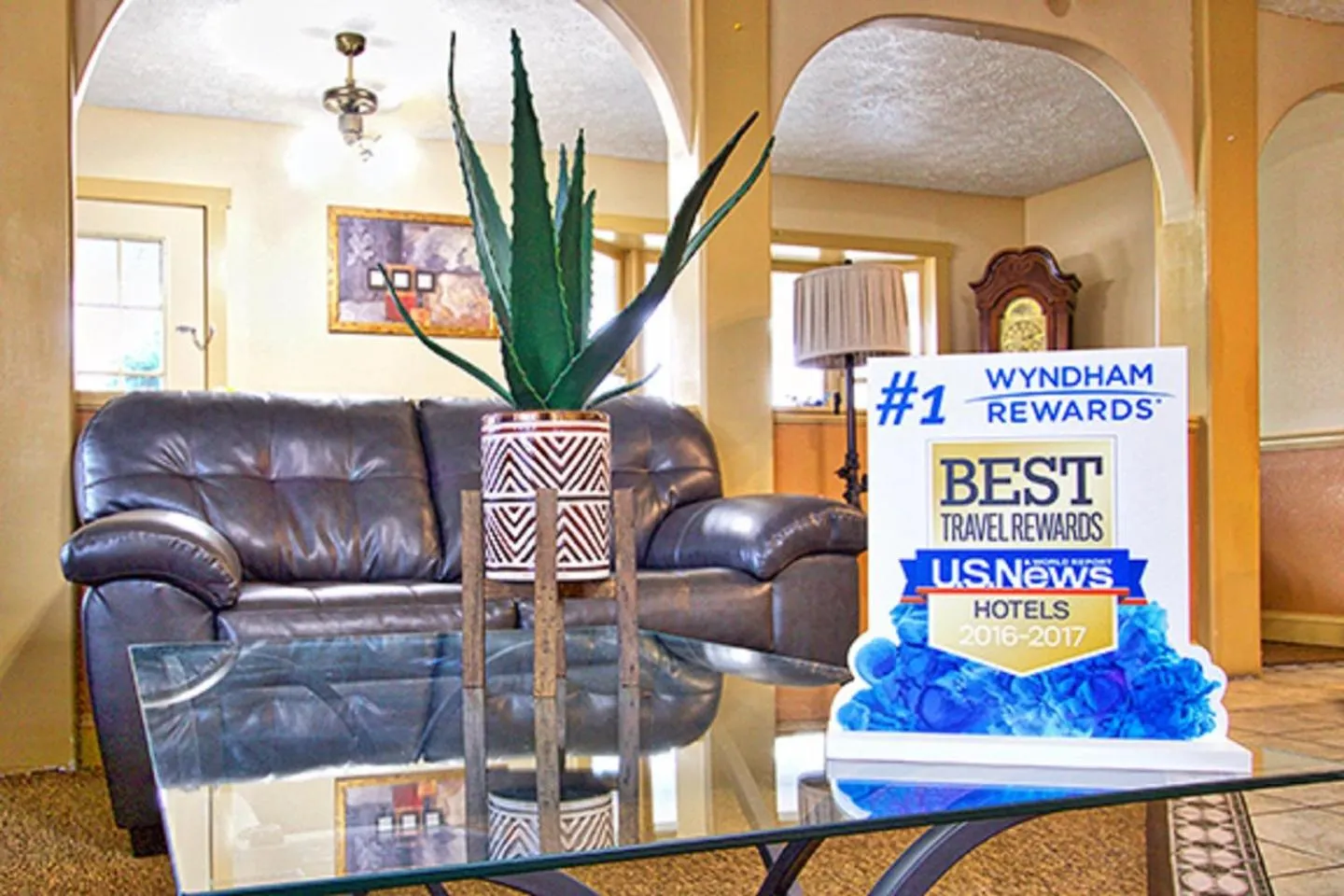 Super 8 by Wyndham Christiansburg