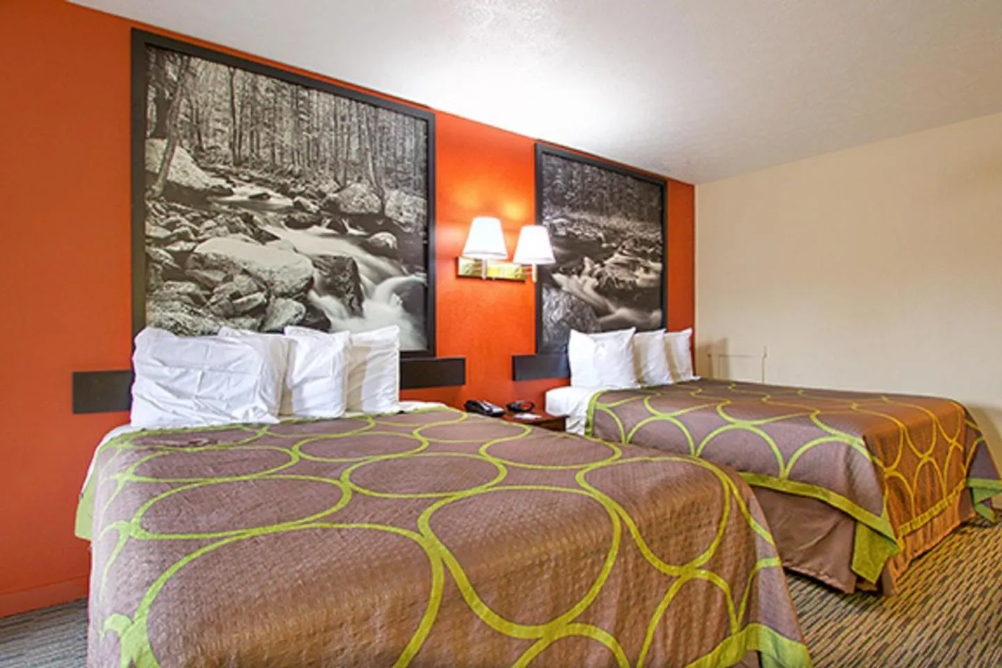 Bed in Super 8 by Wyndham Christiansburg