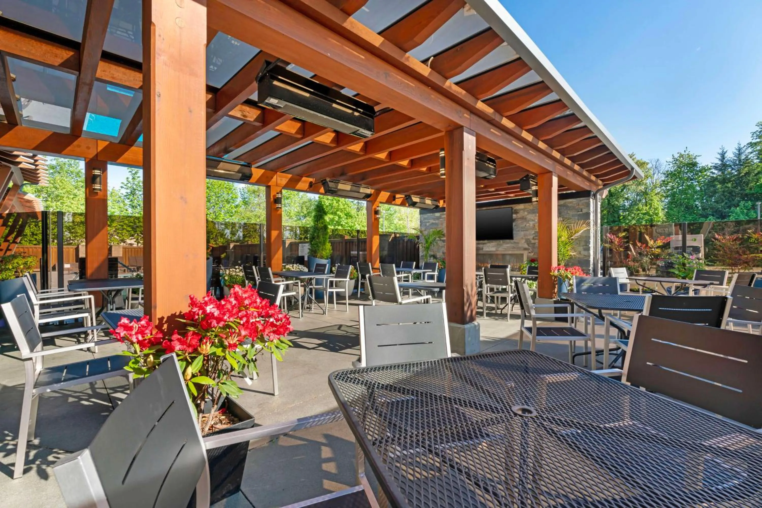 Property building in Best Western Plus Barclay Hotel