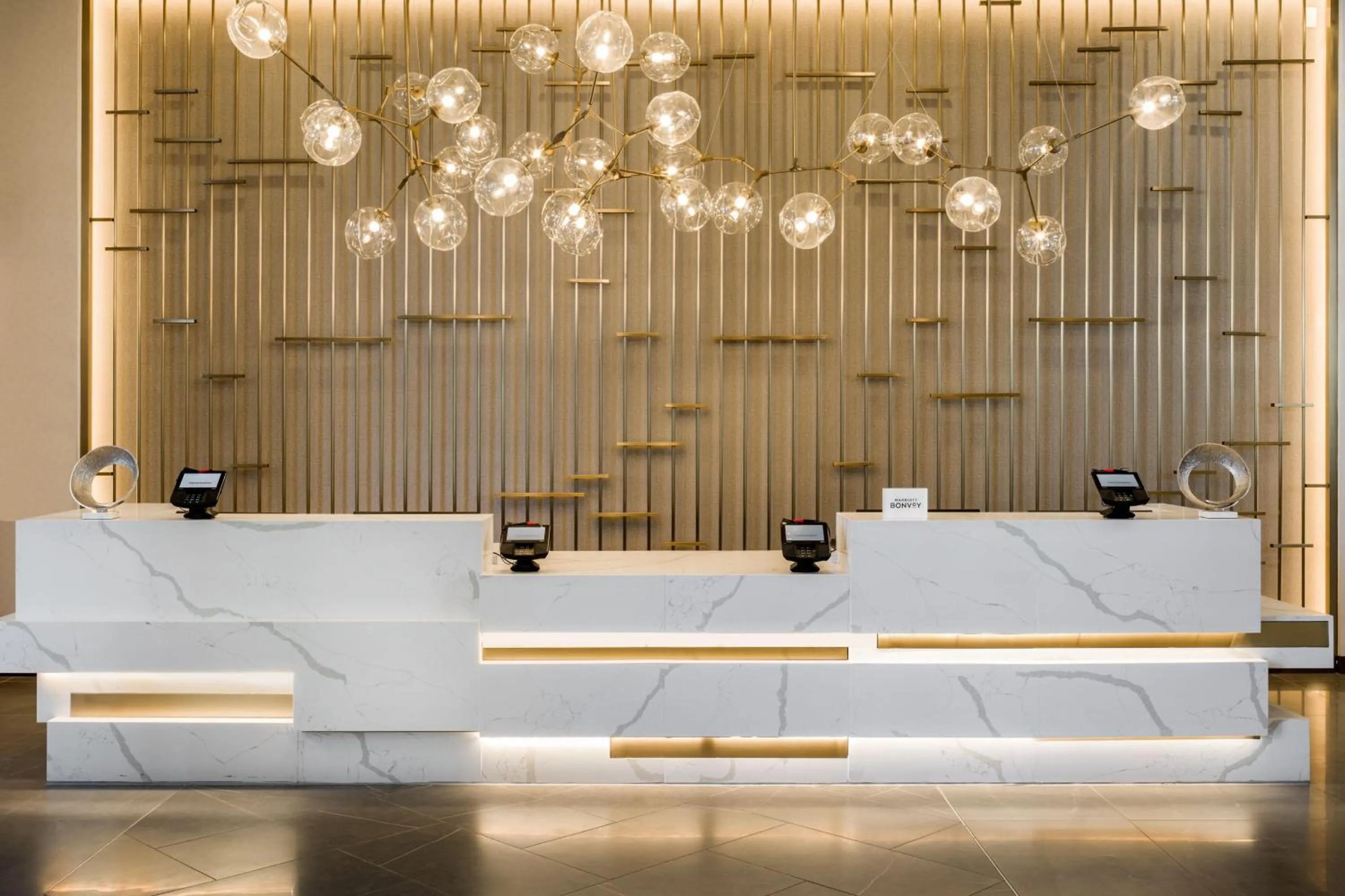 Lobby or reception in Delta Hotels by Marriott Ontario Airport