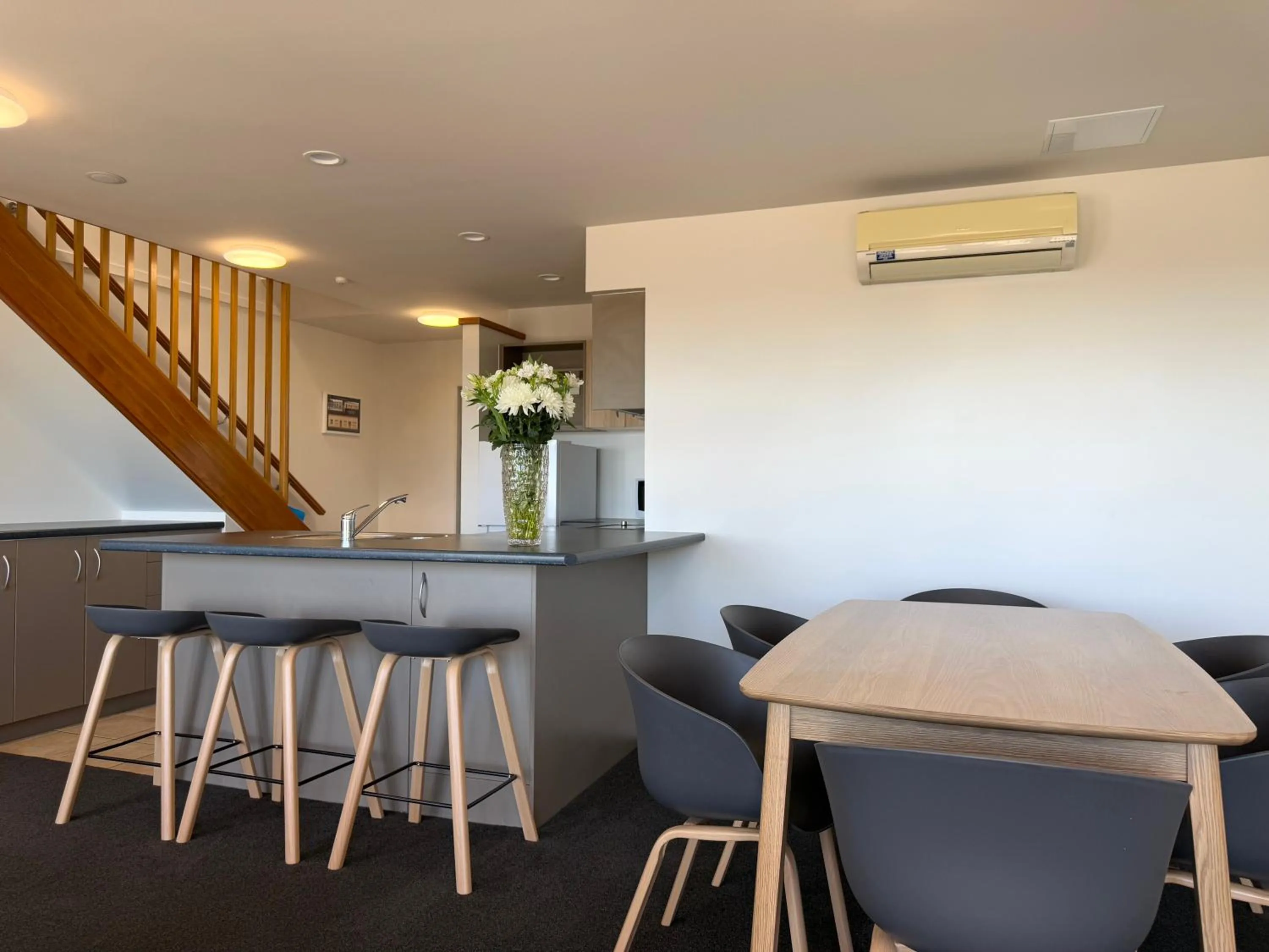 Kitchen or kitchenette in Bluewater Hotel