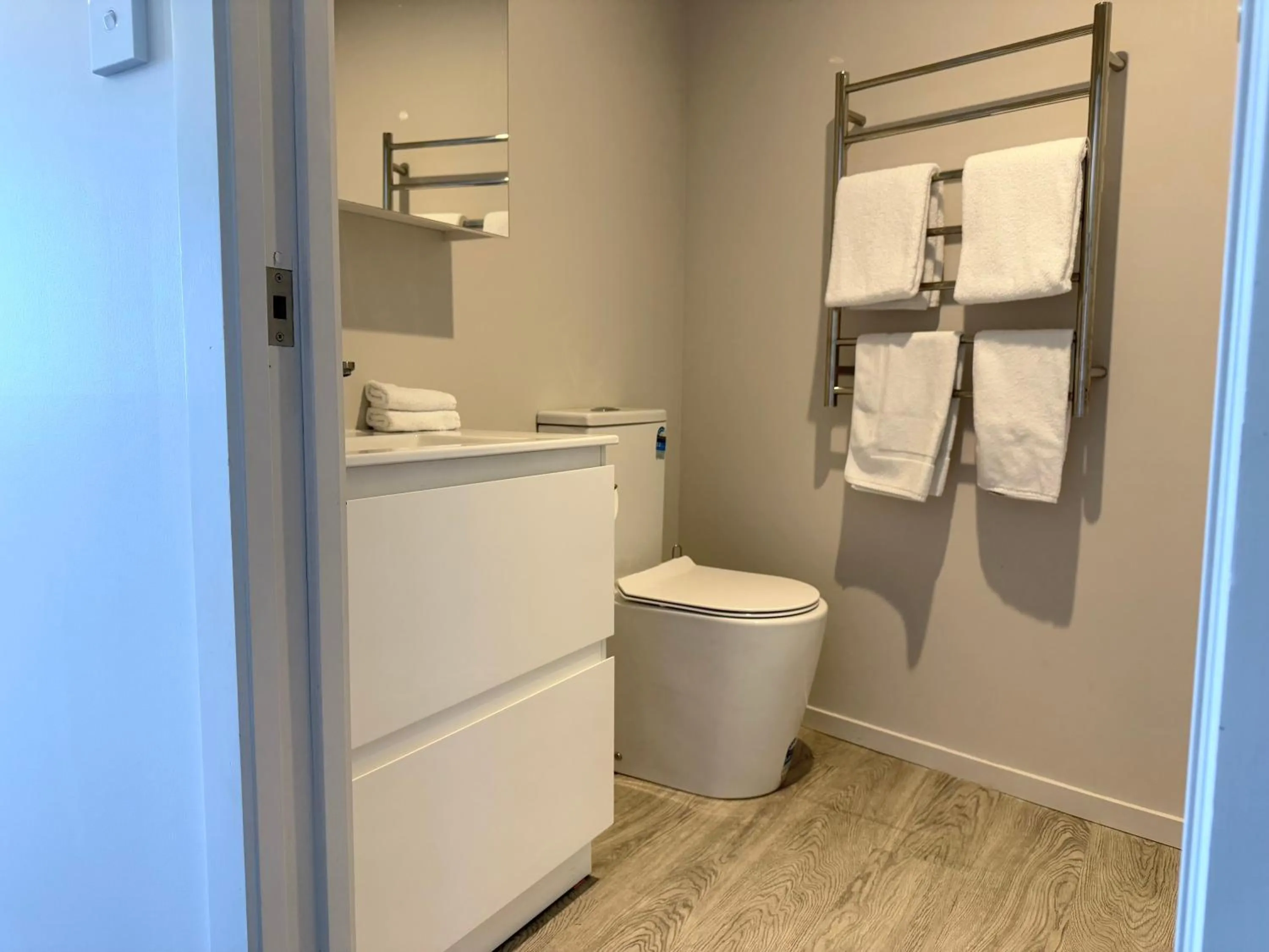 Toilet in Bluewater Hotel