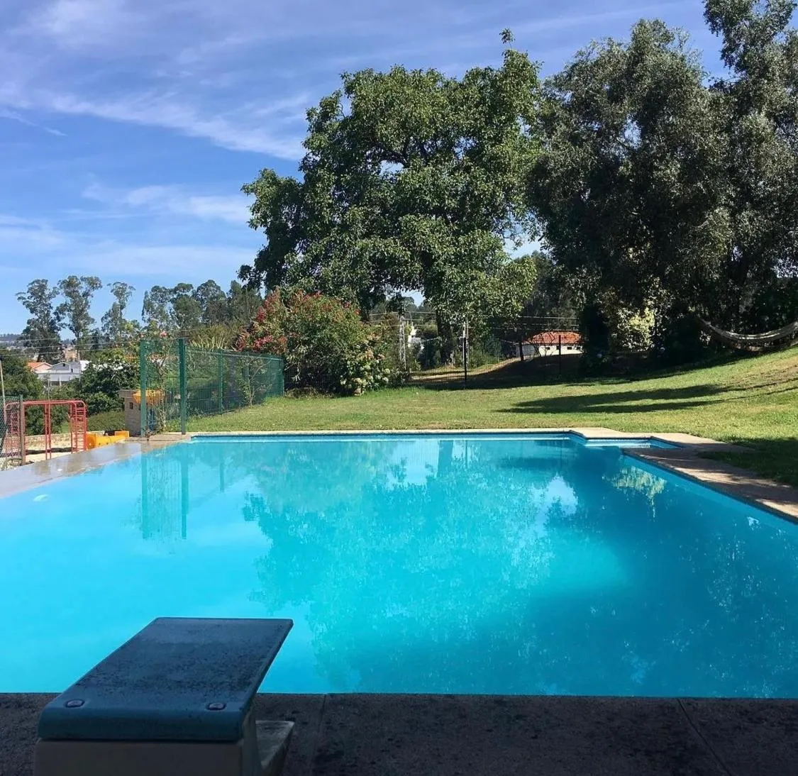 Swimming pool in Hotel de Charme Quinta do Pinheiro