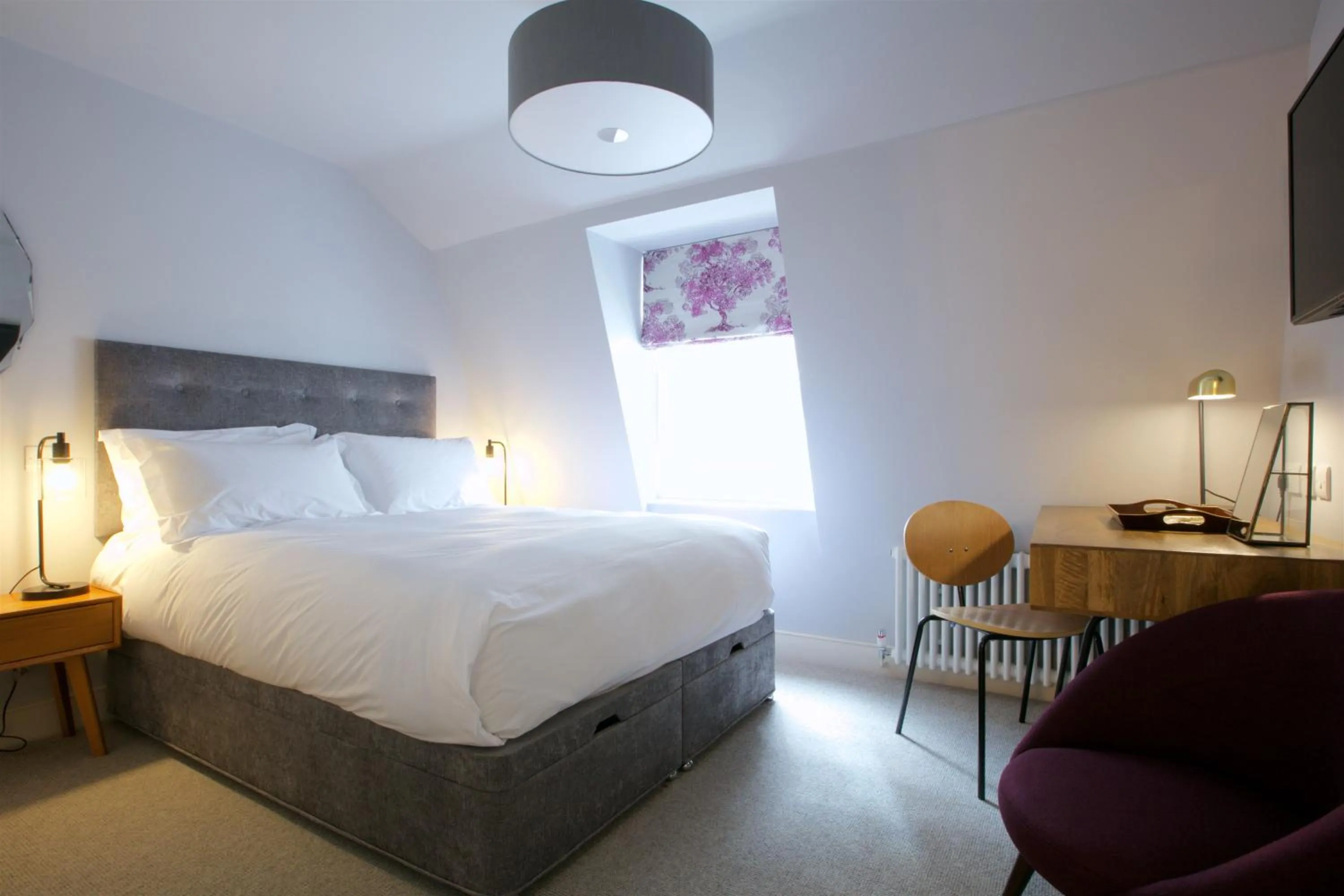 Decorative detail, Bed in Eight