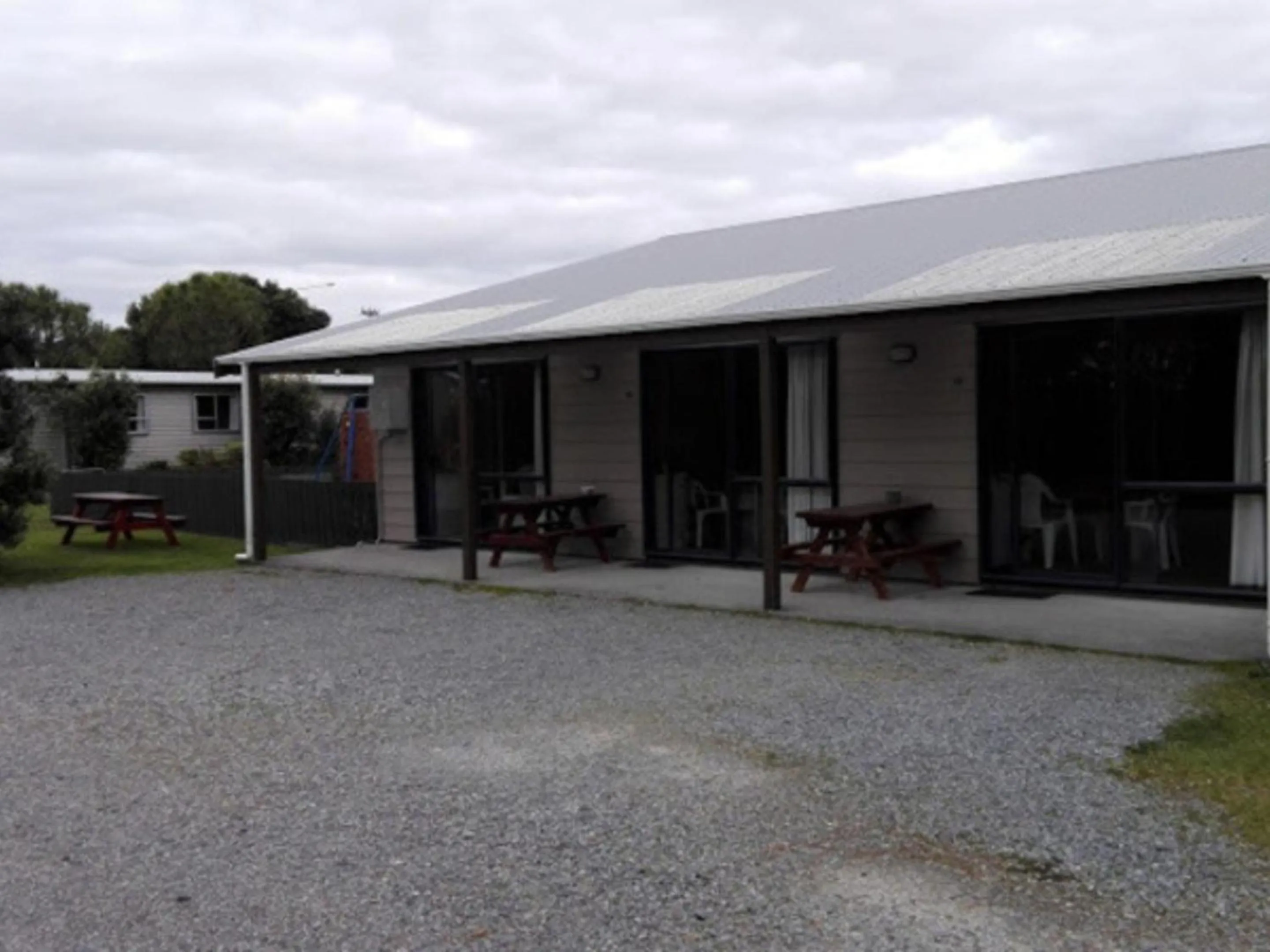 Property building in Greymouth Kiwi Holiday Park & Motels