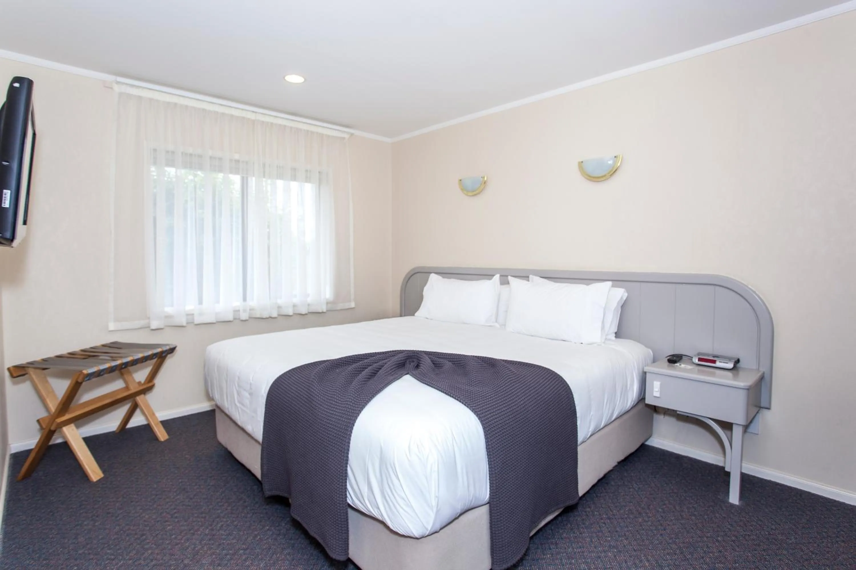 Bedroom, Bed in Te Mata Lodge
