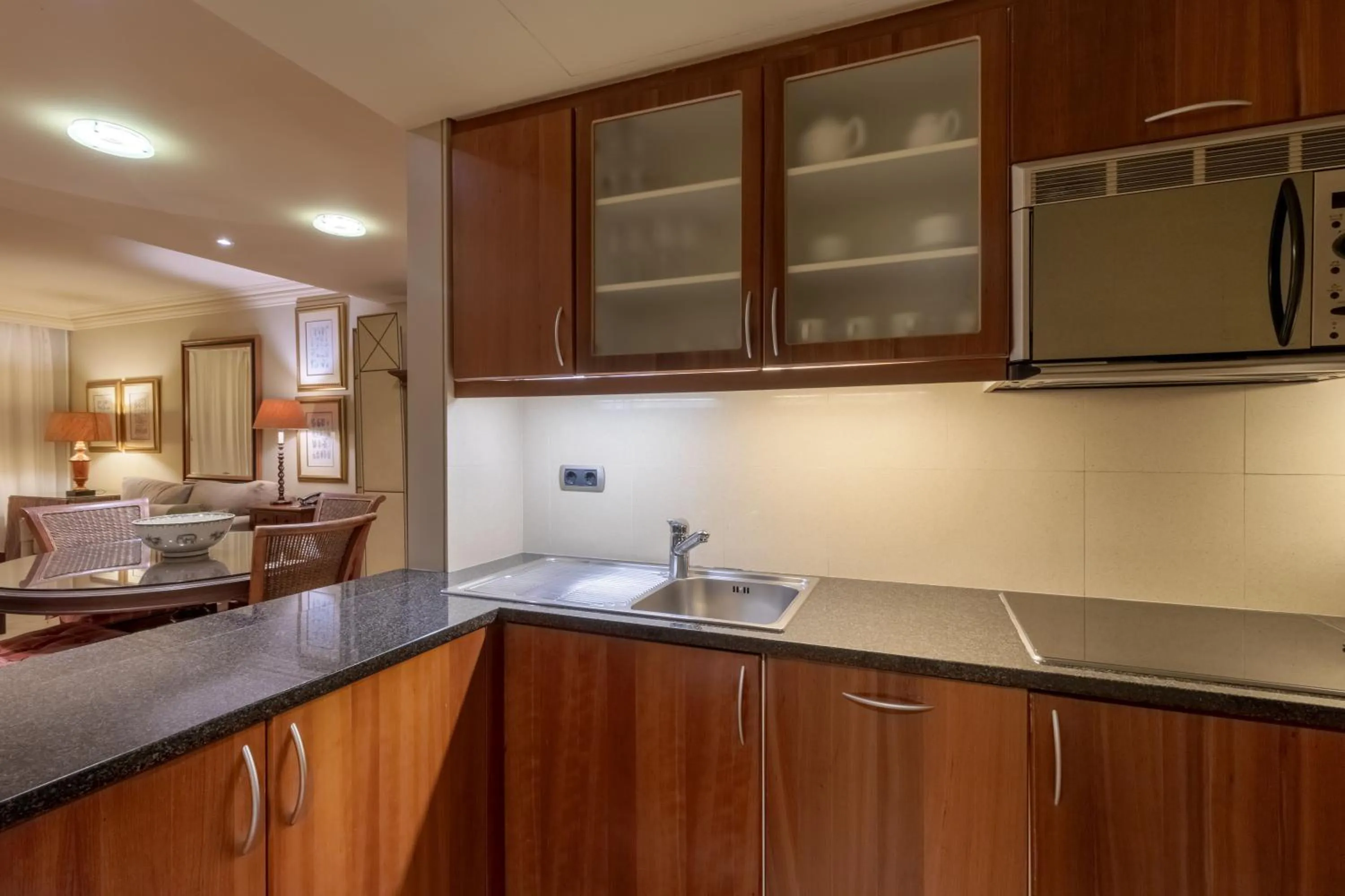 Kitchen or kitchenette in Royal Savoy - Ocean Resort - Savoy Signature