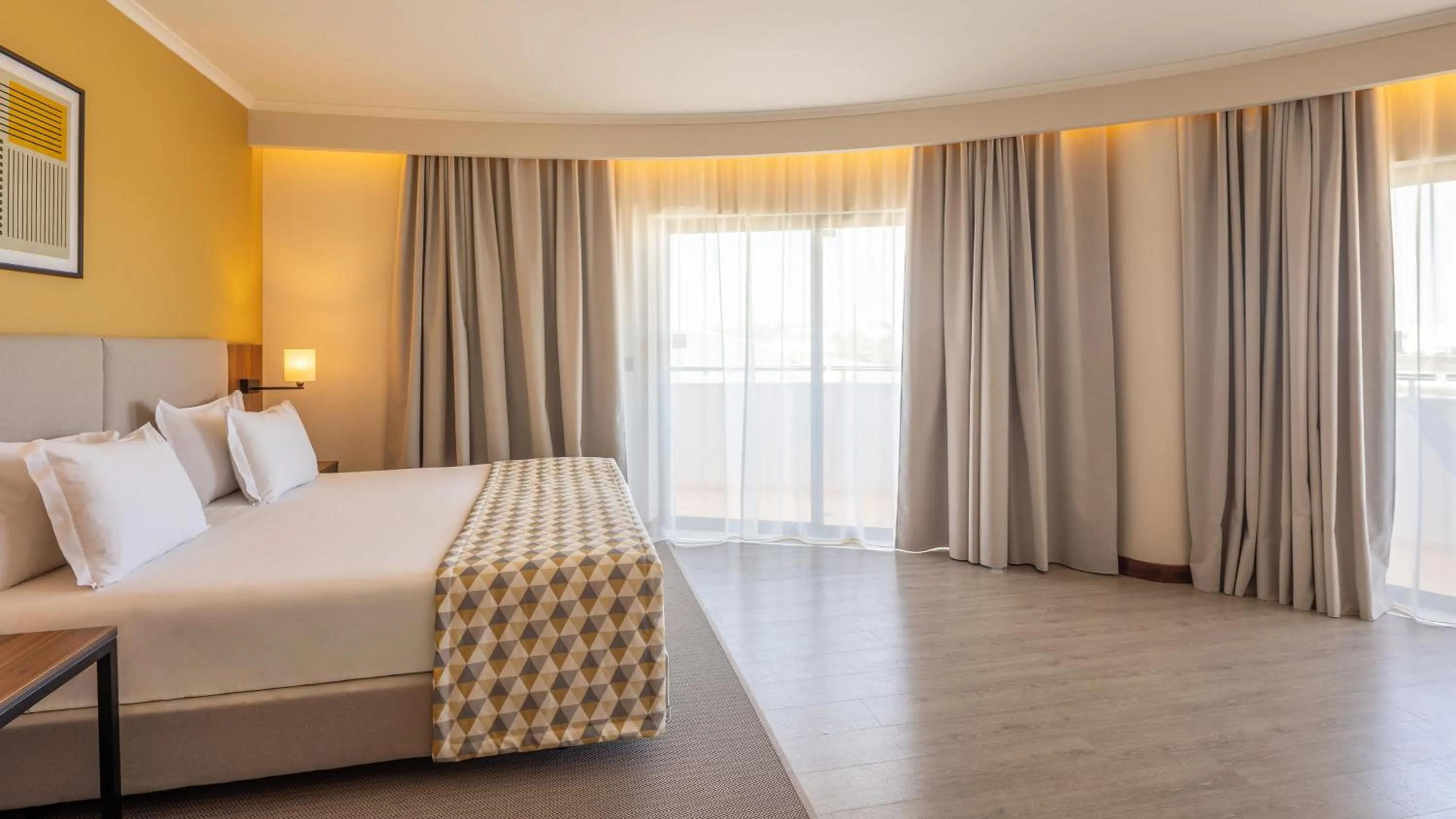 Photo of the whole room, Bed in Holiday Inn Algarve Albufeira by IHG