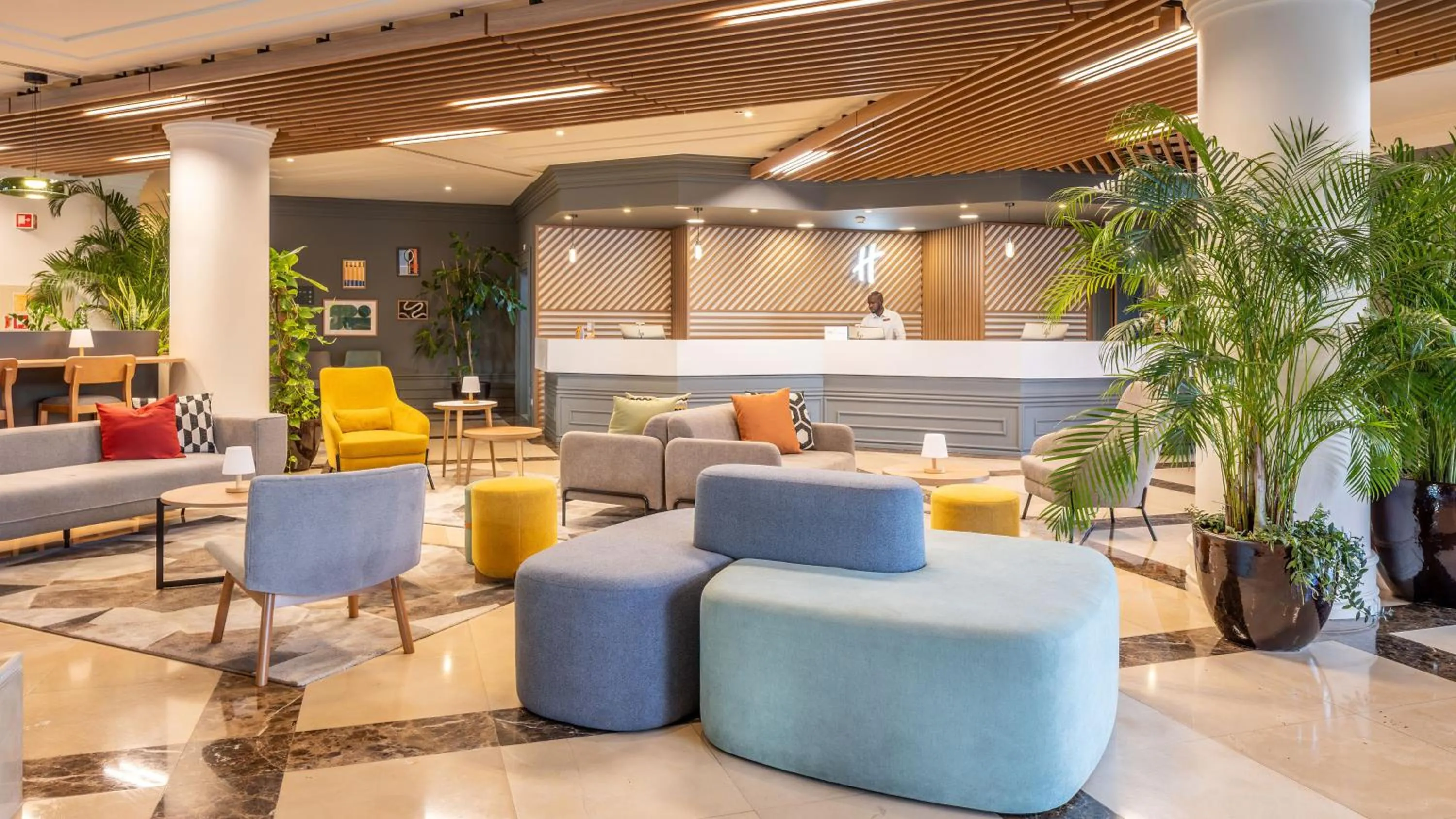 Property building in Holiday Inn Algarve Albufeira by IHG