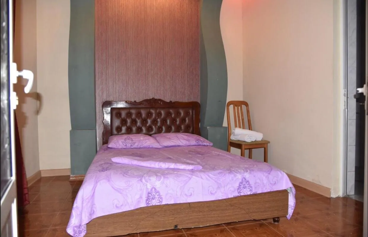 Bed in Urartu Complex