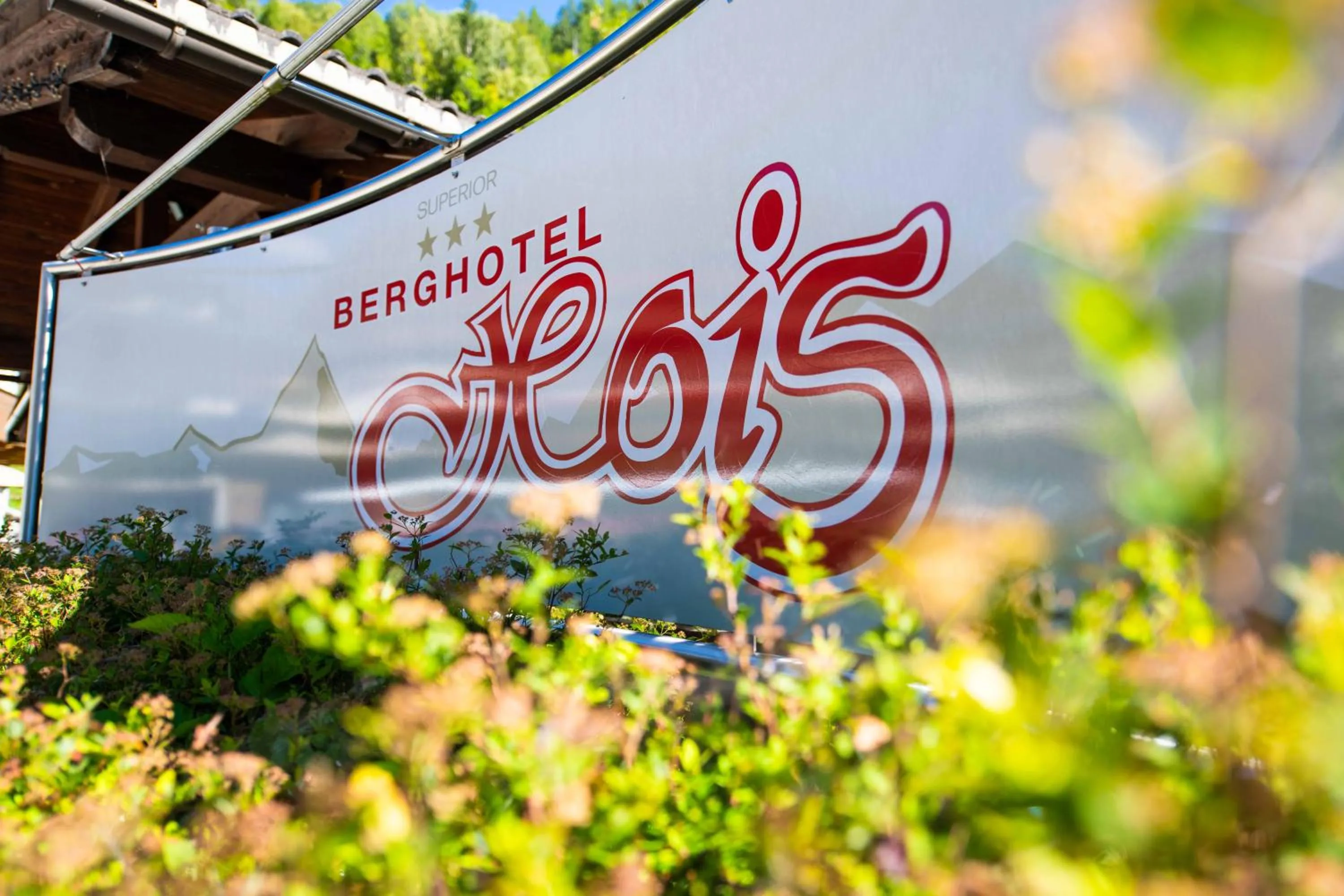 Property logo or sign in Berghotel Hois