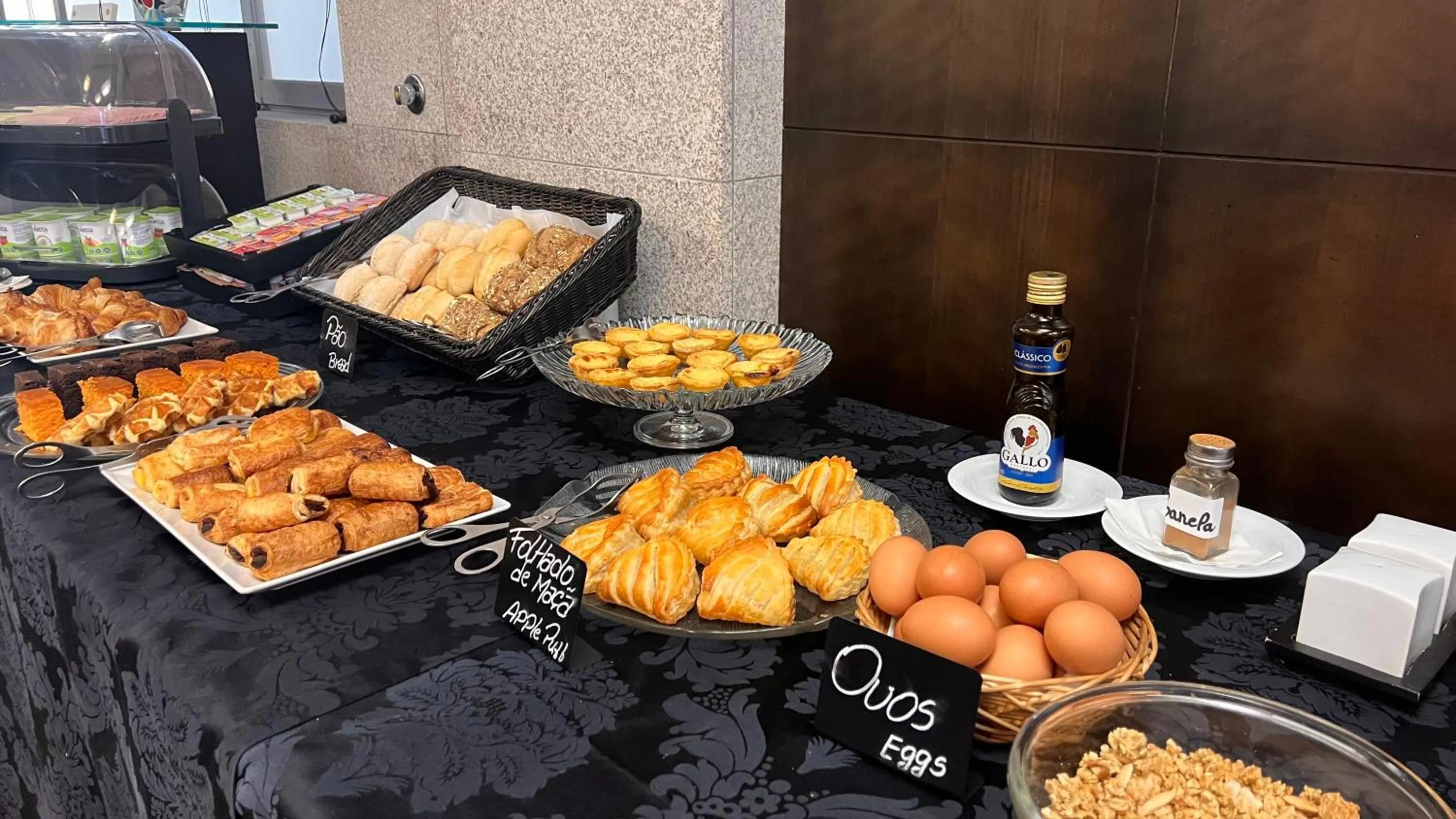 Breakfast in Flag Hotel Barcelos