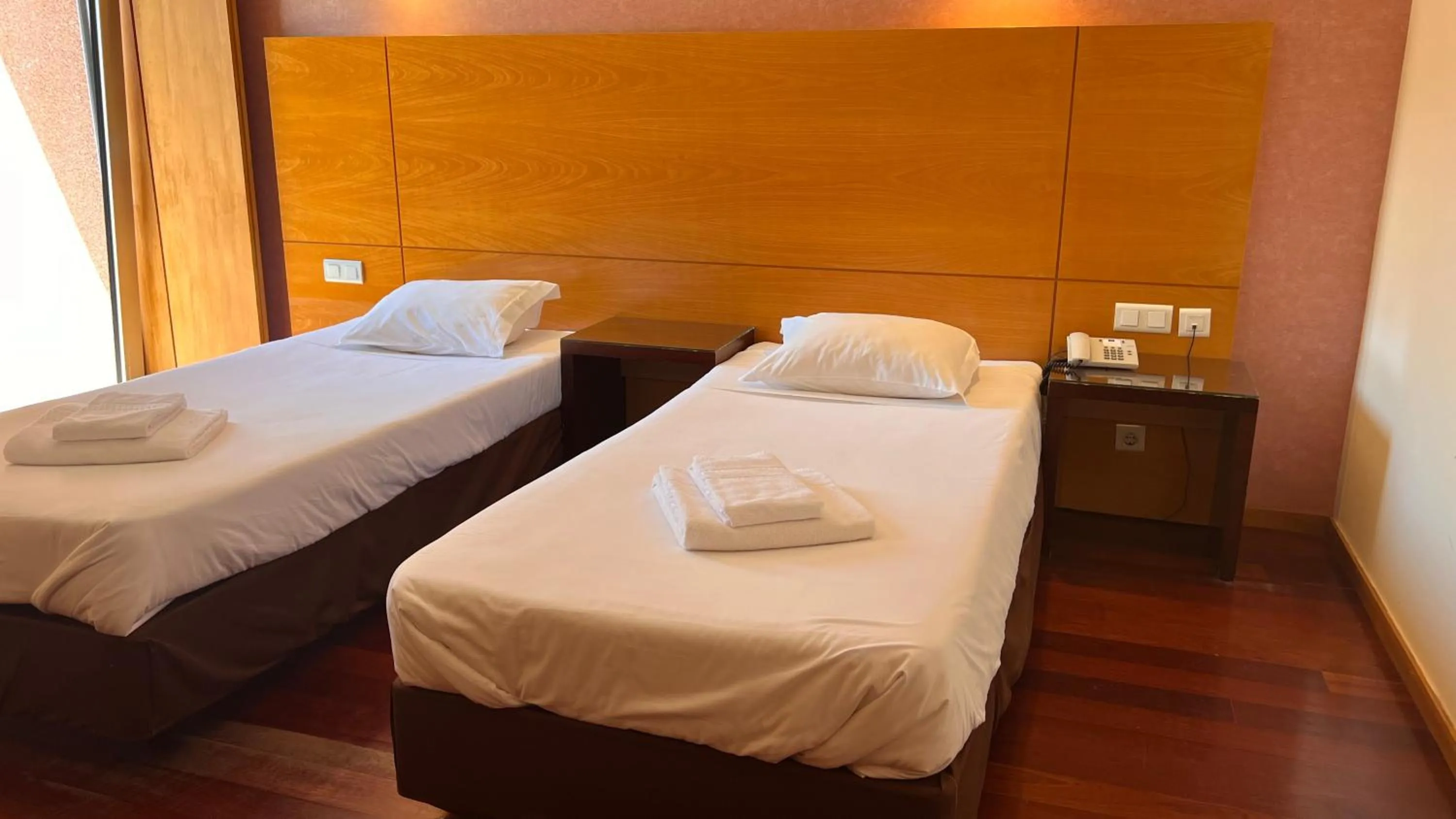 Bedroom, Bed in Flag Hotel Barcelos