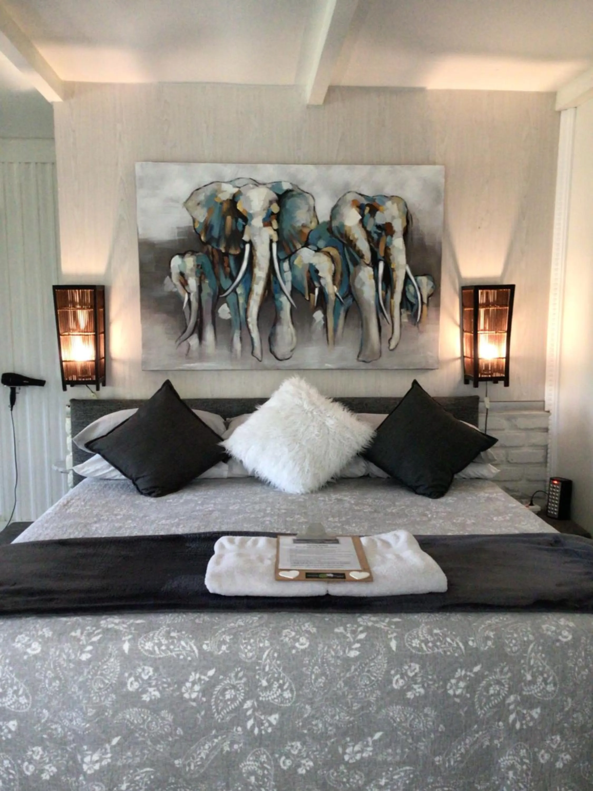 Bed in White River B & B