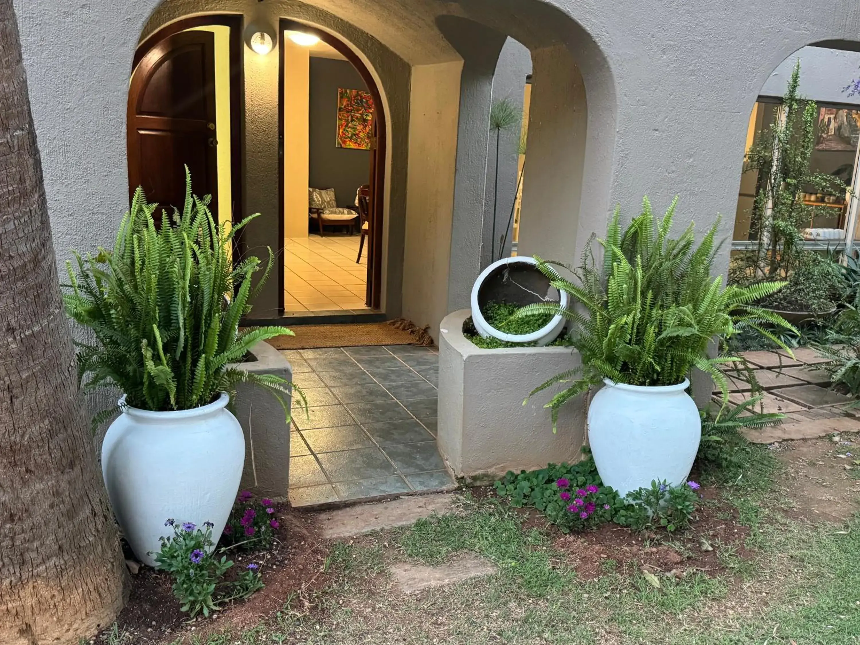 Family Room with Balcony - single occupancy in White River B & B Family Room with Balcony - single occupancy in White River B & B