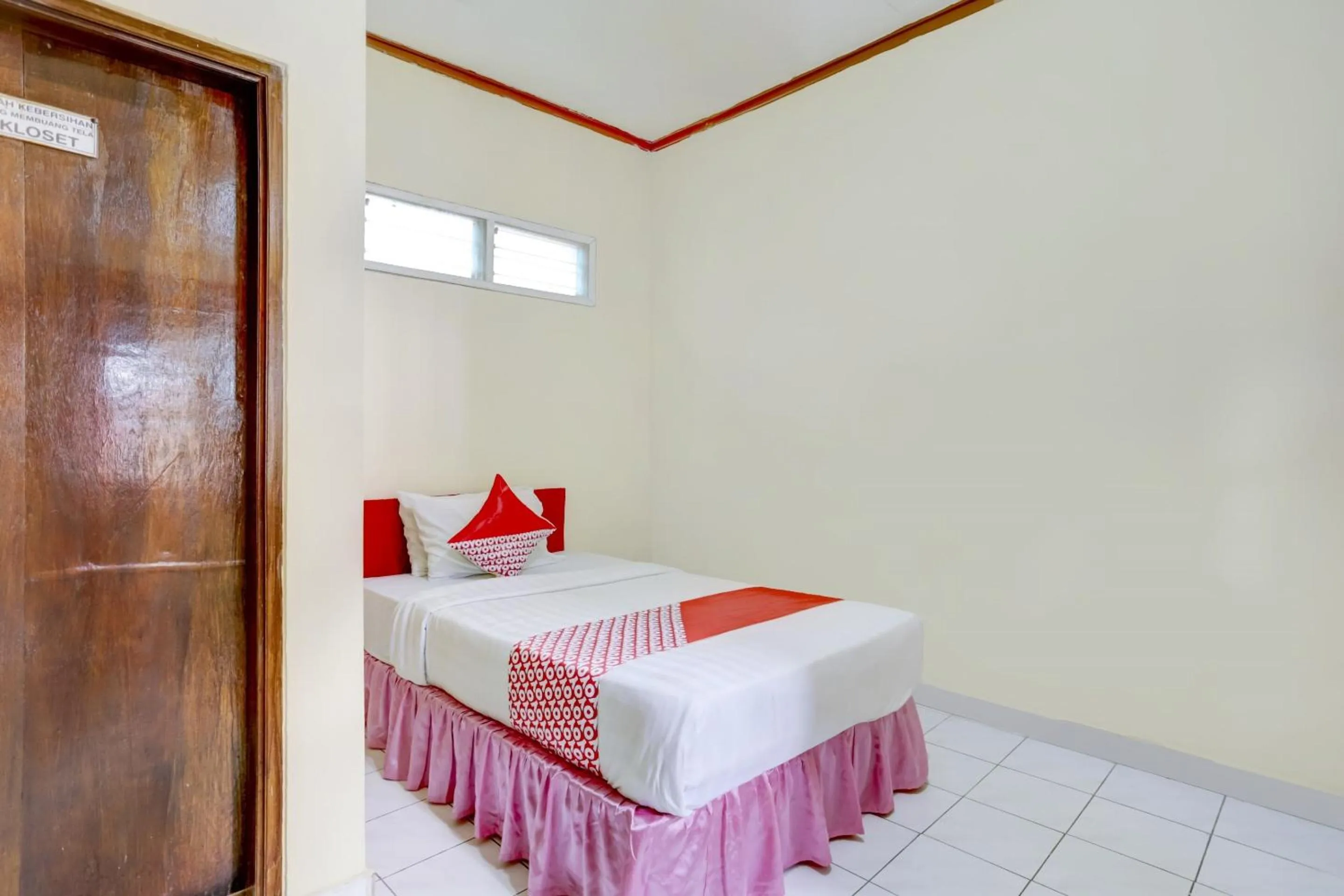 Bedroom, Bed in Hotel O Ratu