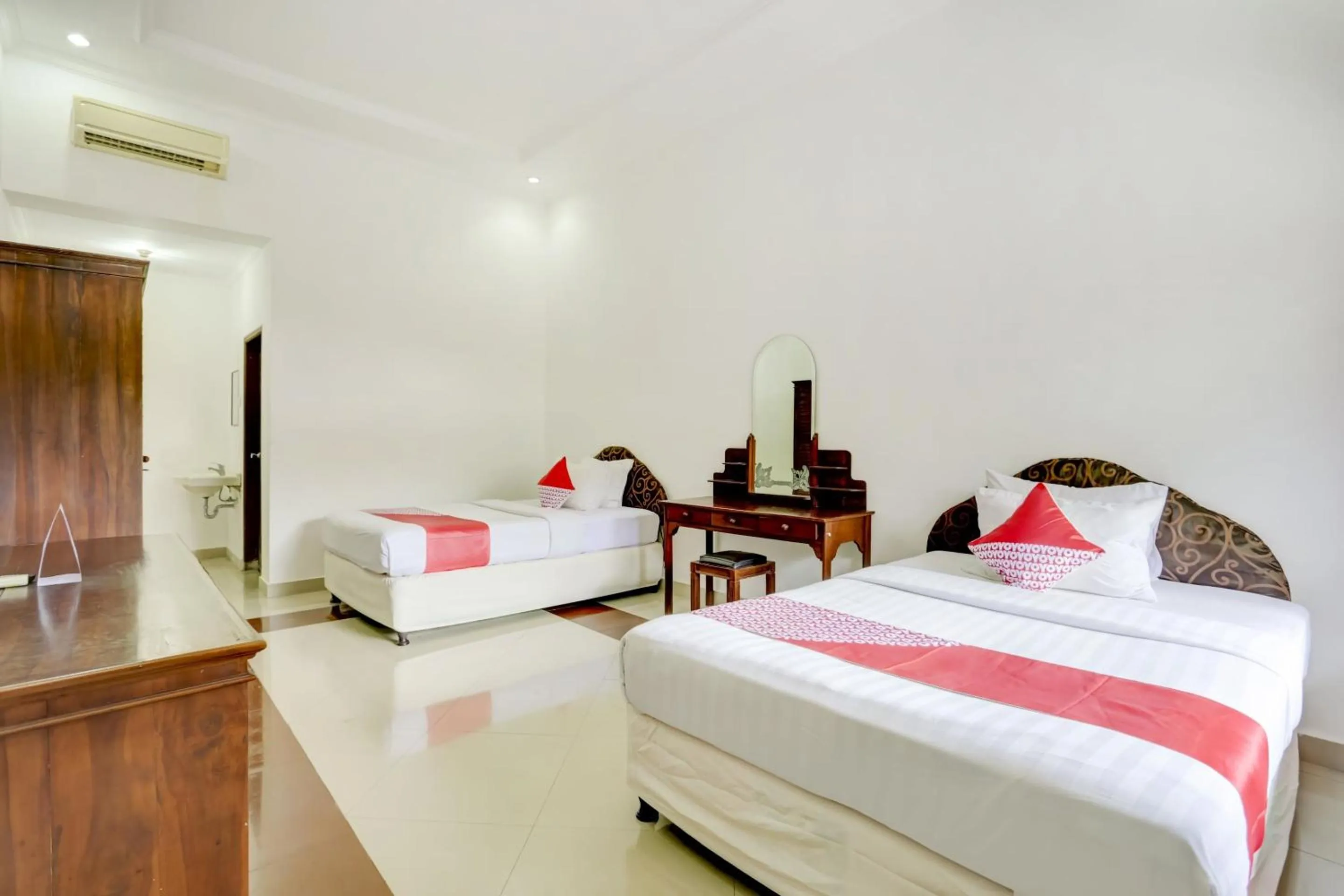 Bedroom, Bed in Hotel O Ratu