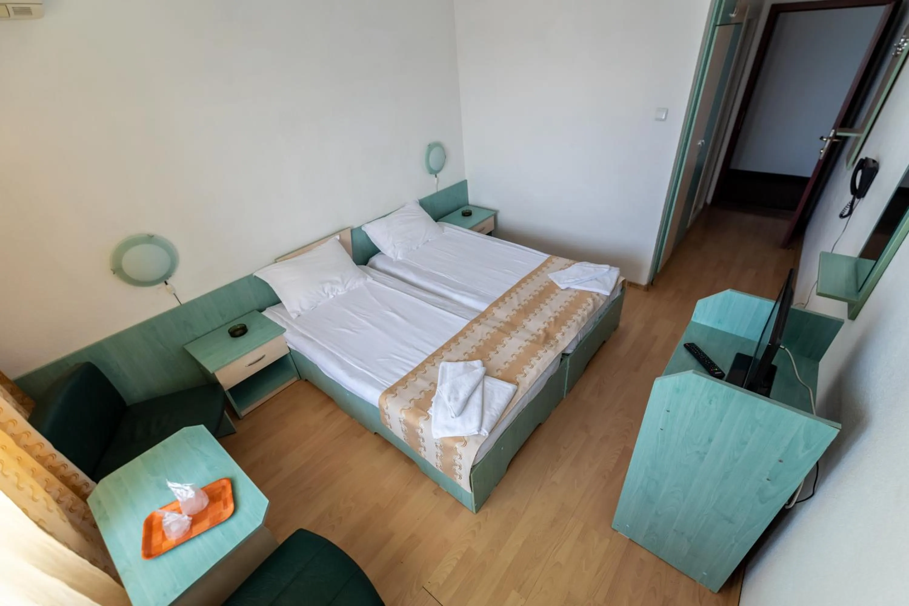 Bed in Hotel Capitol