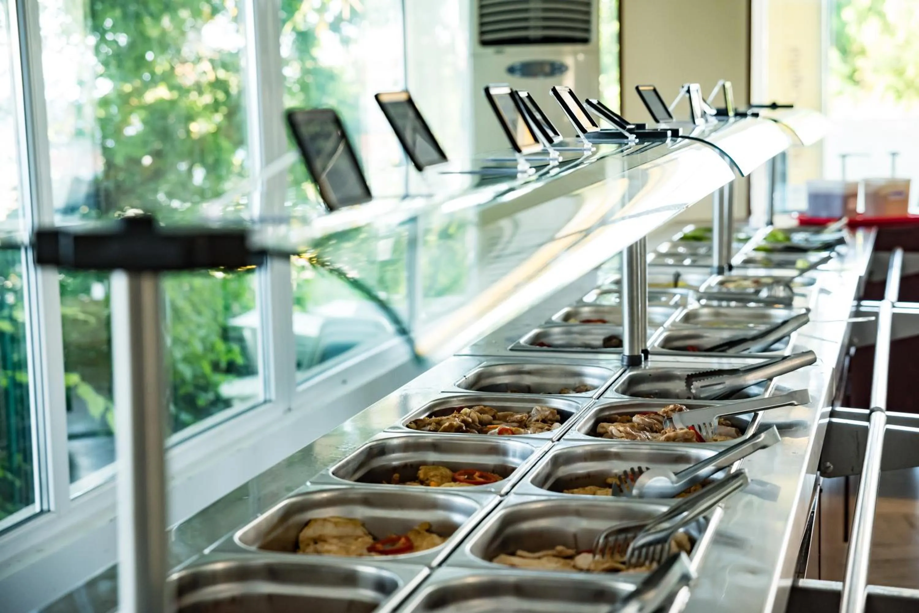 Breakfast in Hotel Capitol