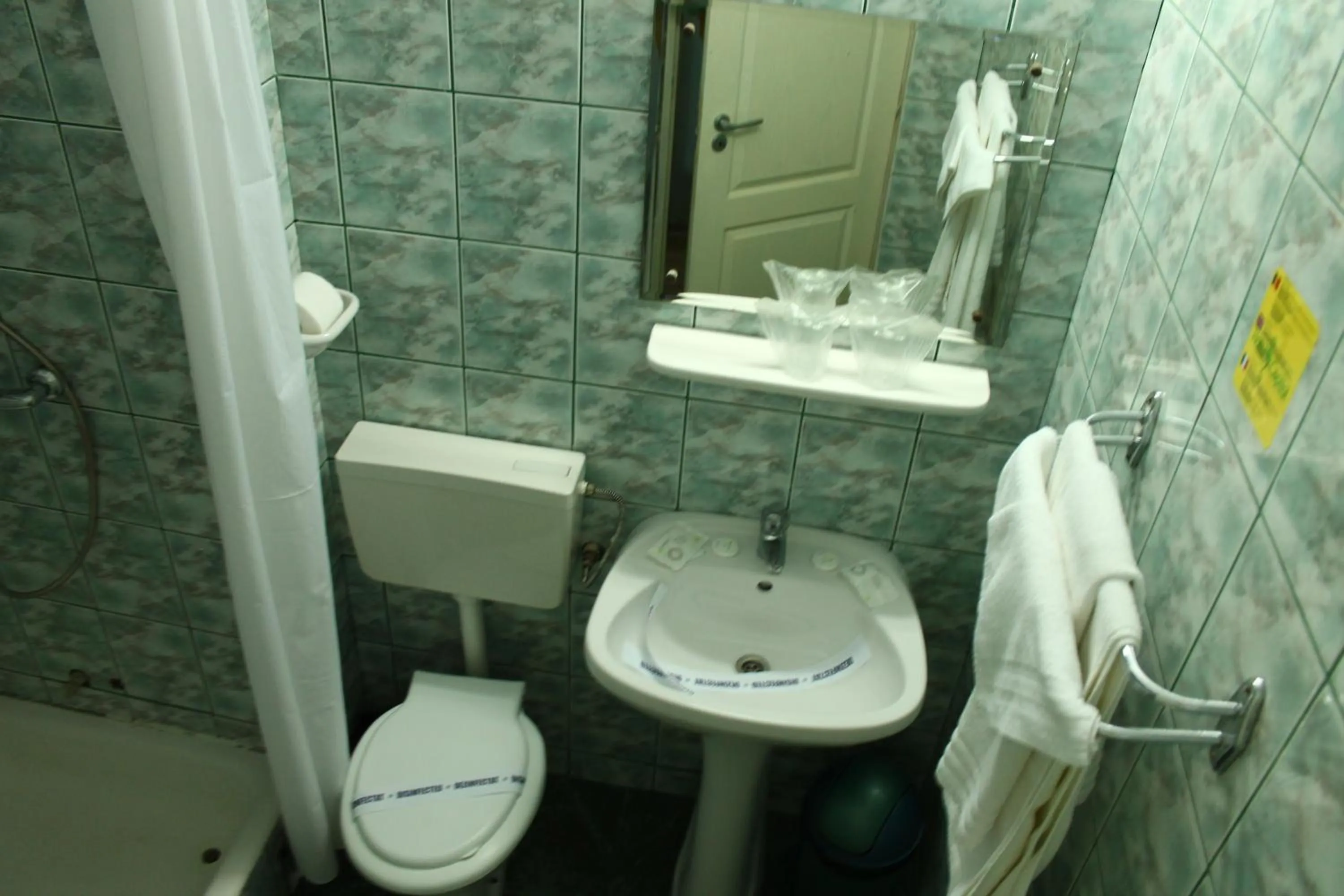 Bathroom in Hotel Capitol