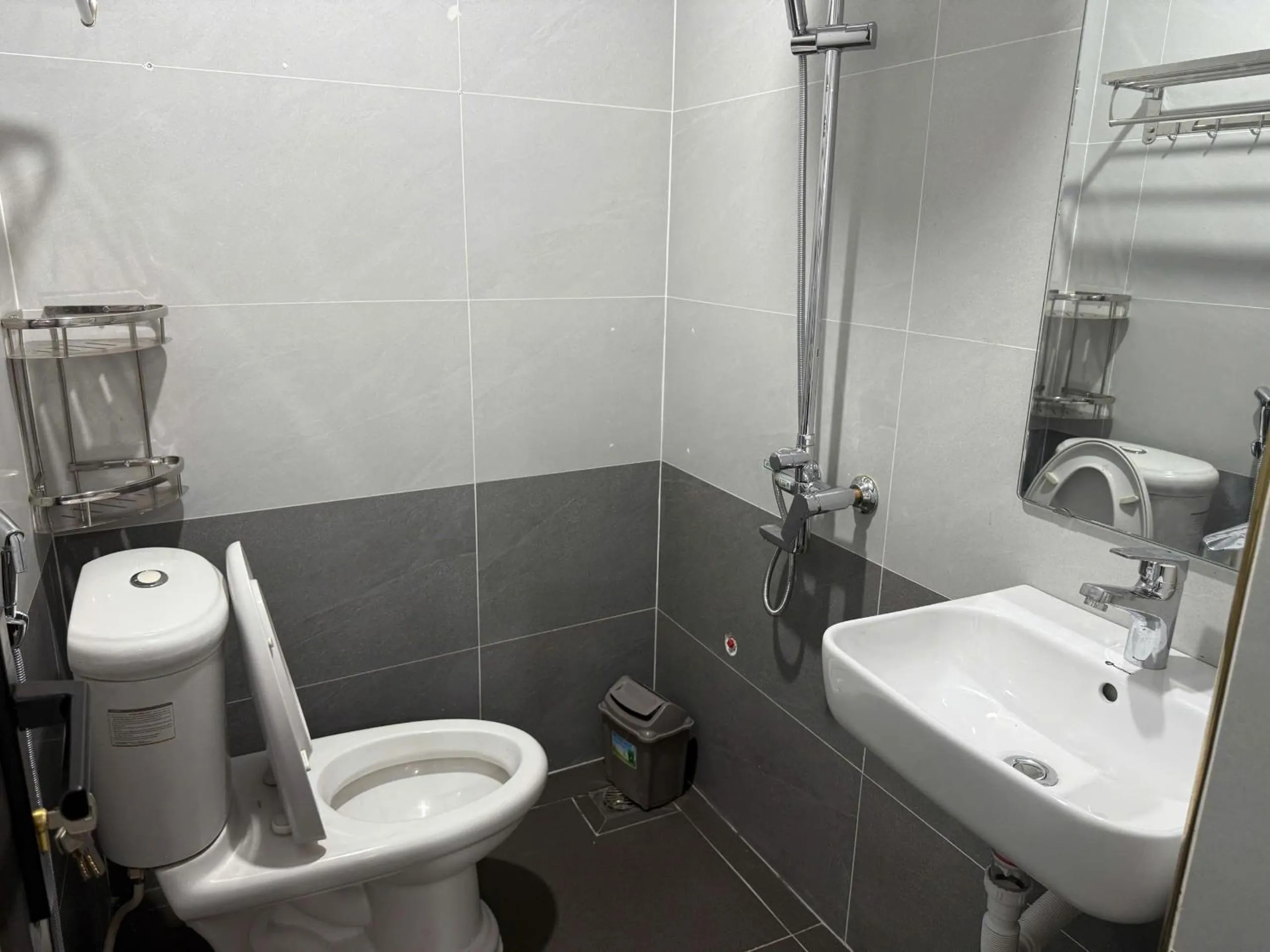 bidet in Family Transit 2 Hotel