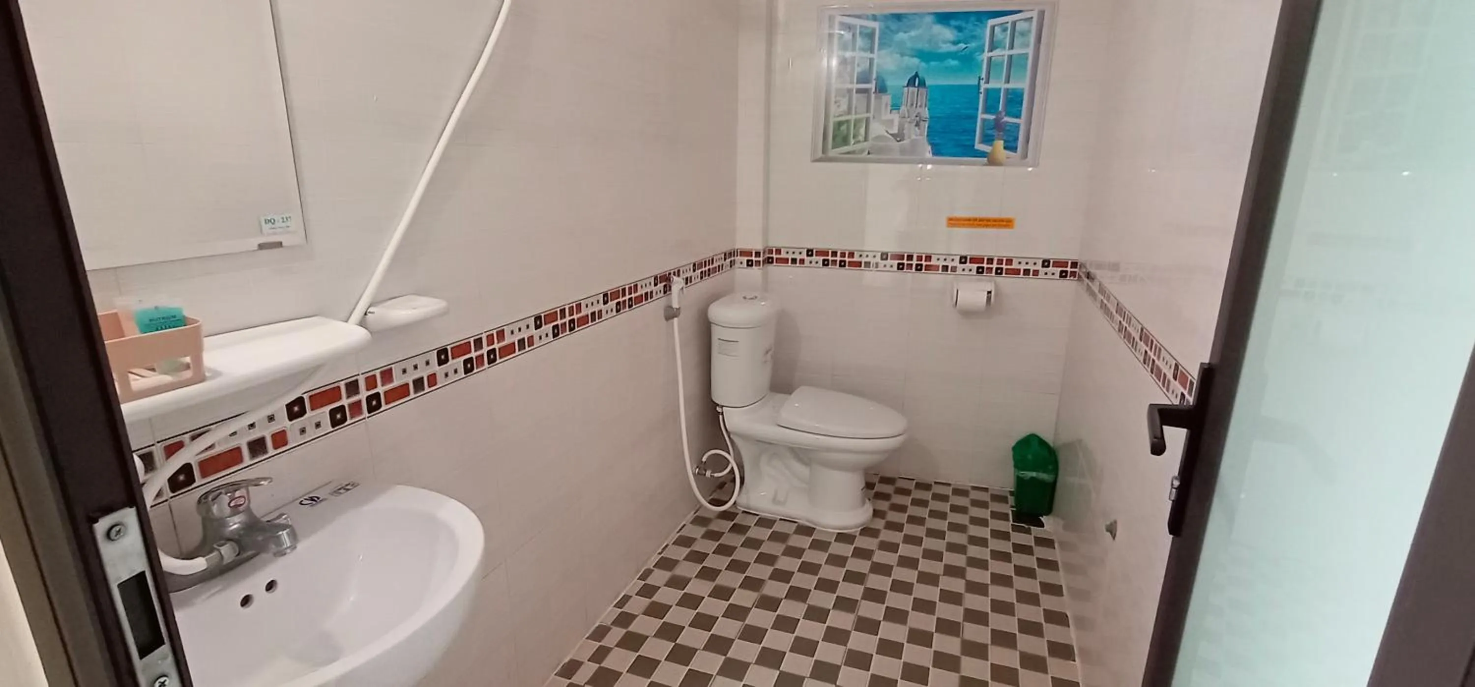 Bathroom in Family Transit 2 Hotel