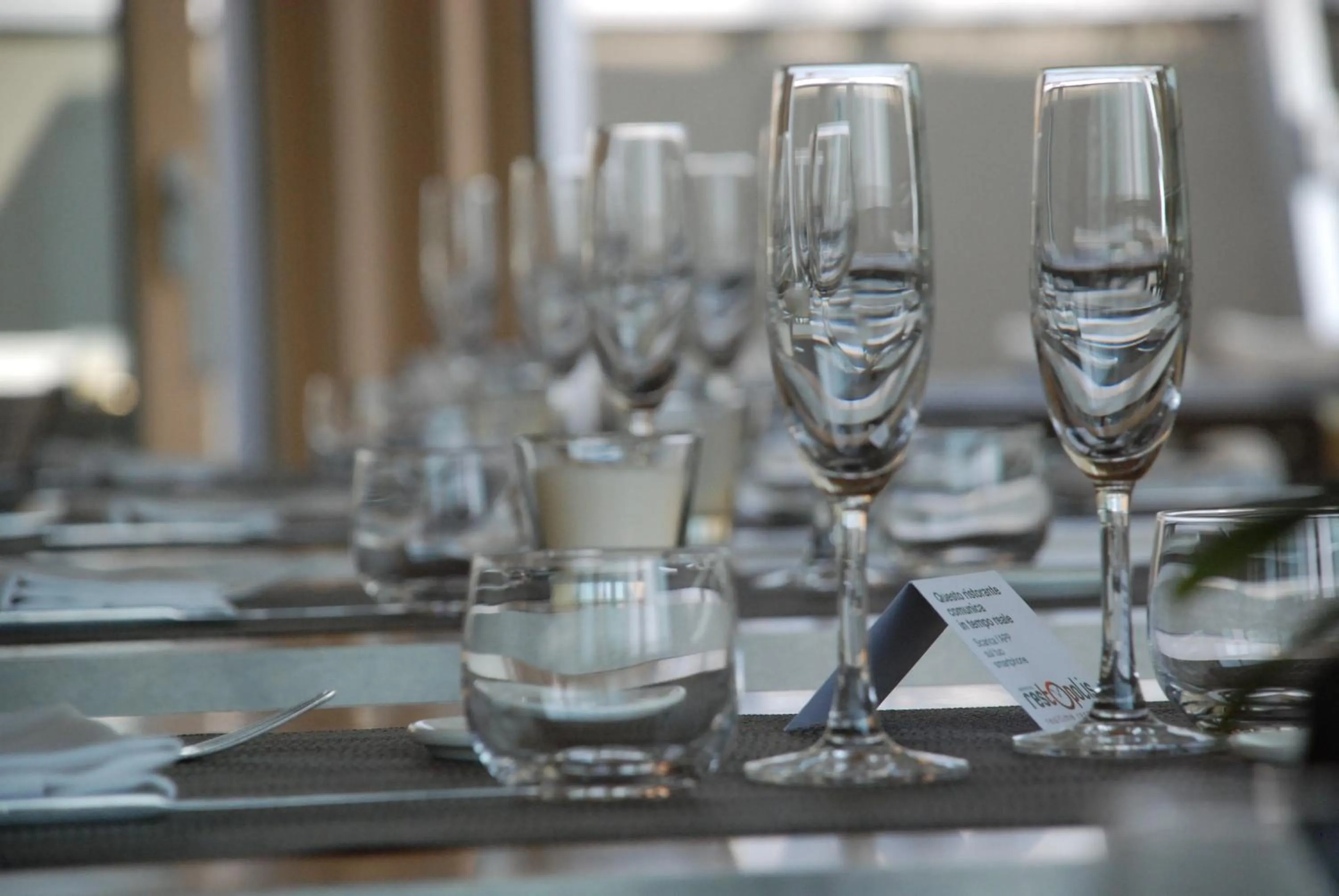 Restaurant/places to eat in Nu Hotel