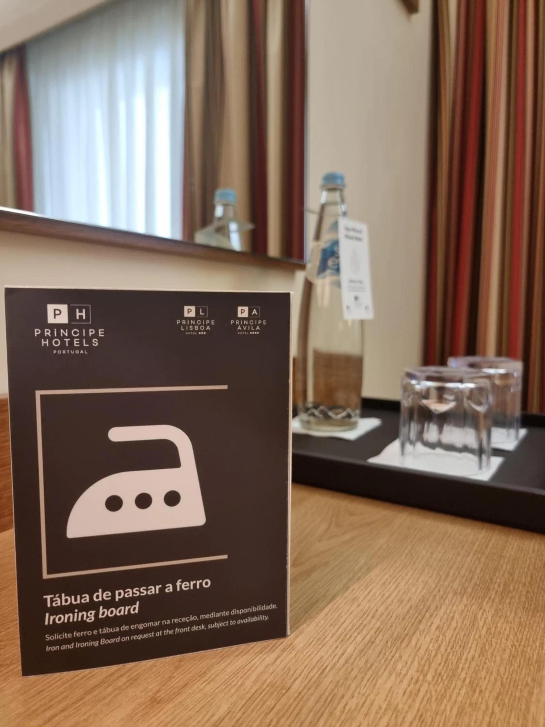 furniture in Hotel Principe Lisboa