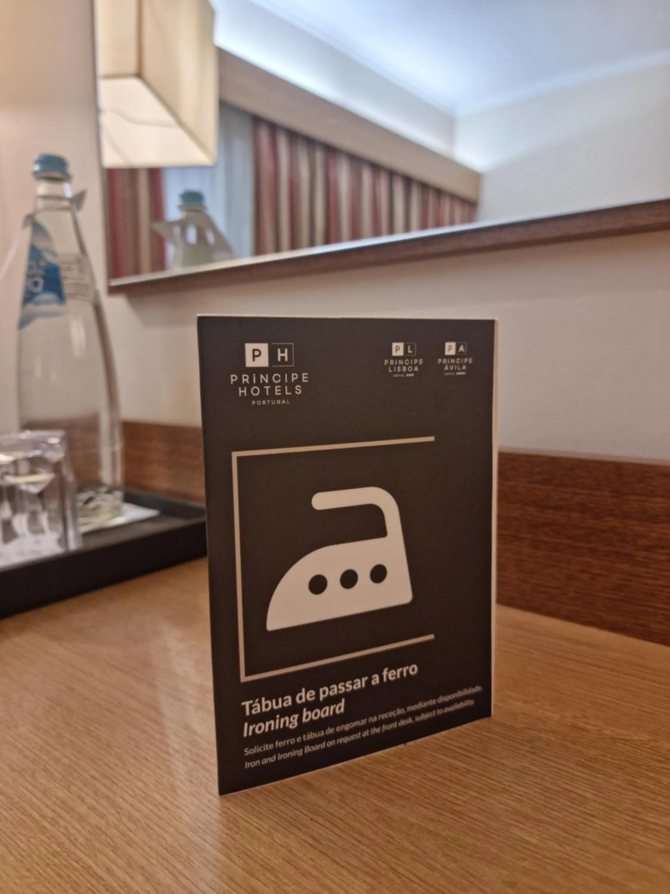 furniture in Hotel Principe Lisboa