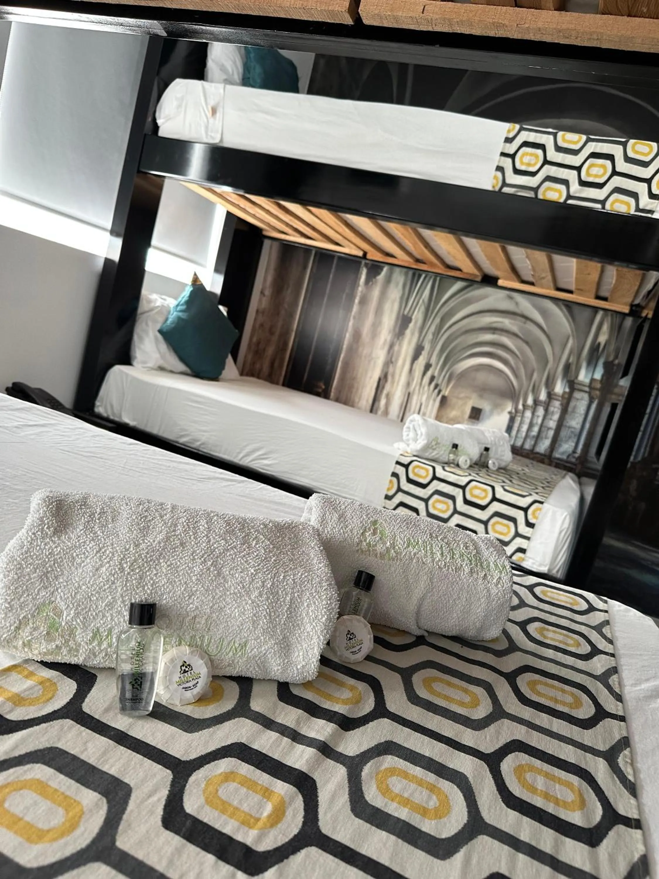 Bed in Hotel Millenium Victoria Plaza