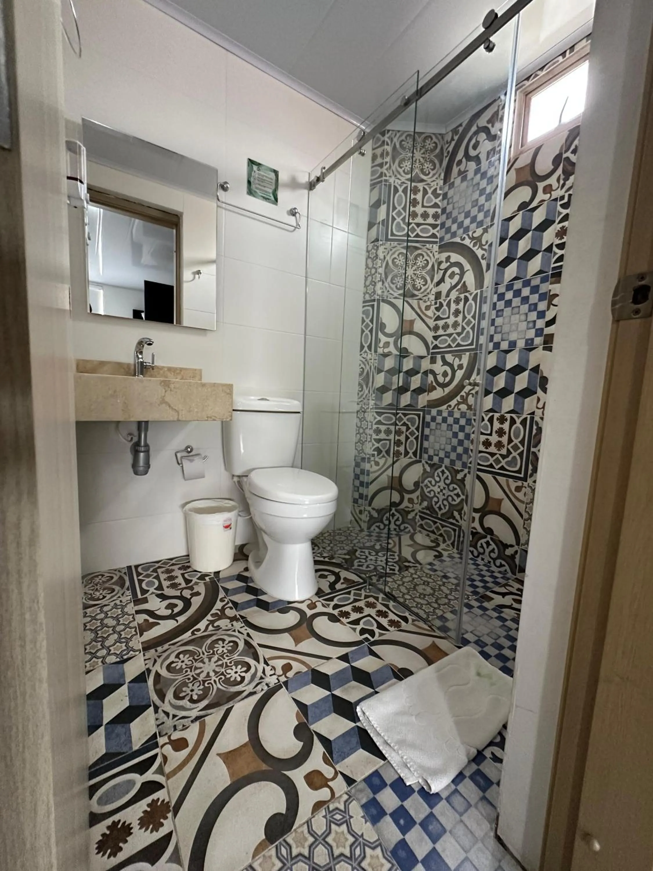 Bathroom in Hotel Millenium Victoria Plaza