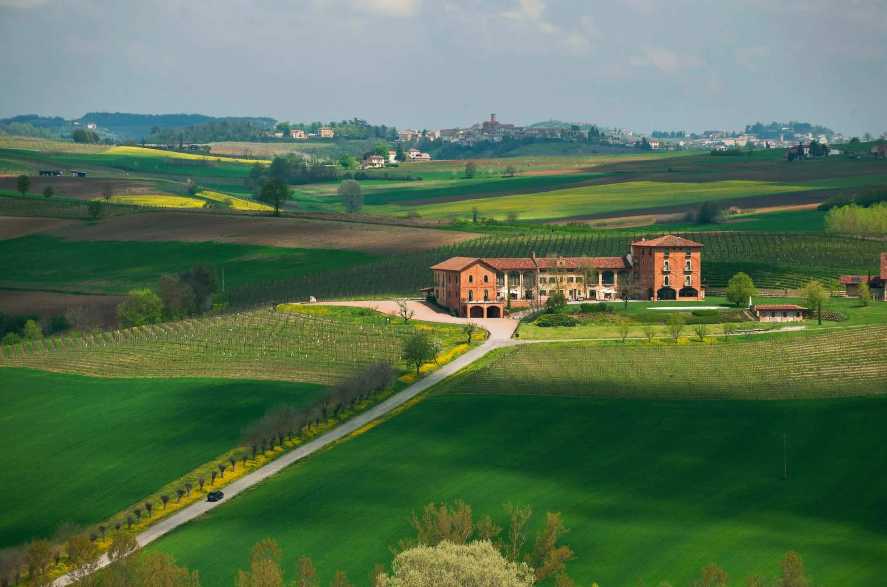 Bird's eye view in Tenuta Montemagno Relais & Wines