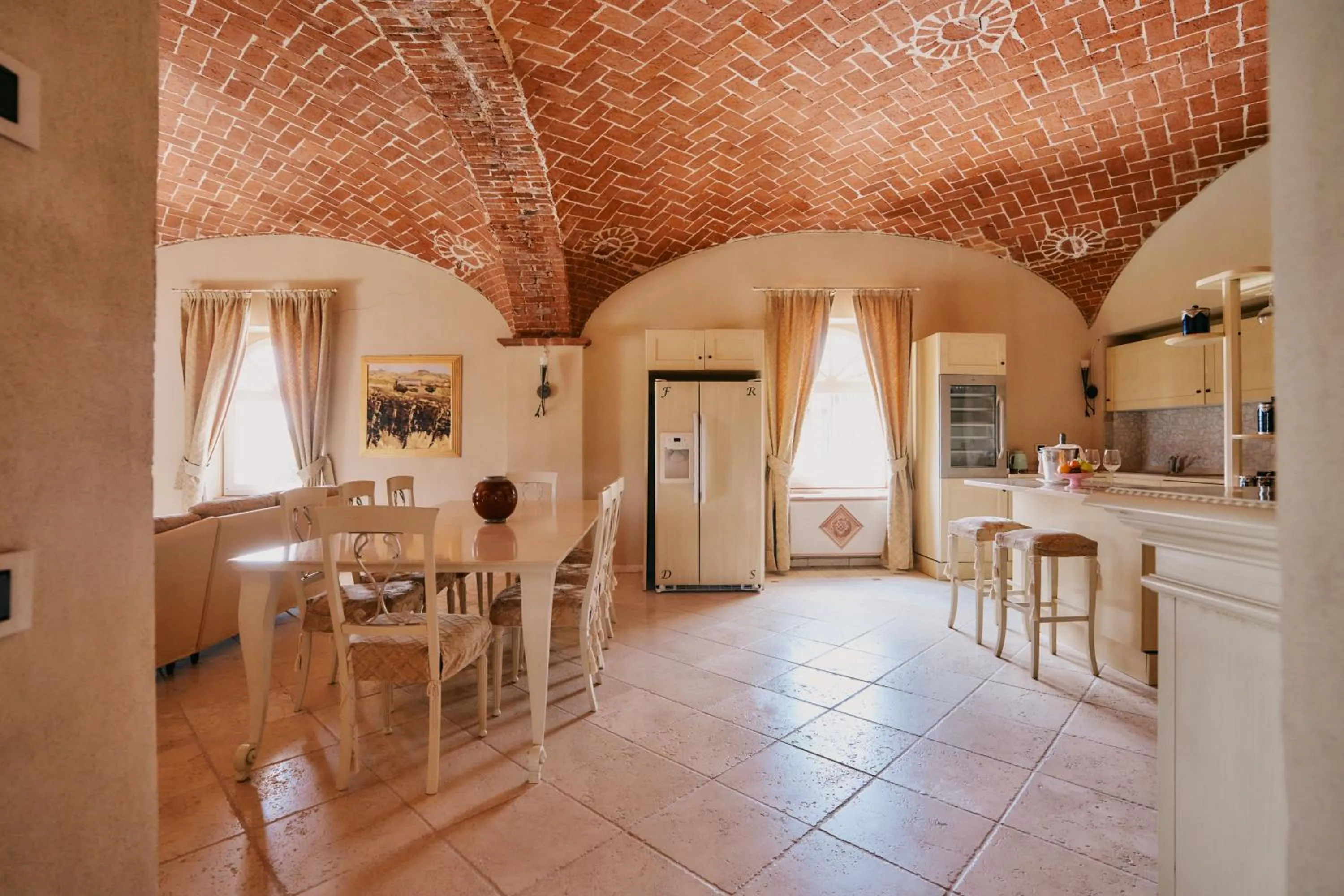 Dining area in Tenuta Montemagno Relais & Wines