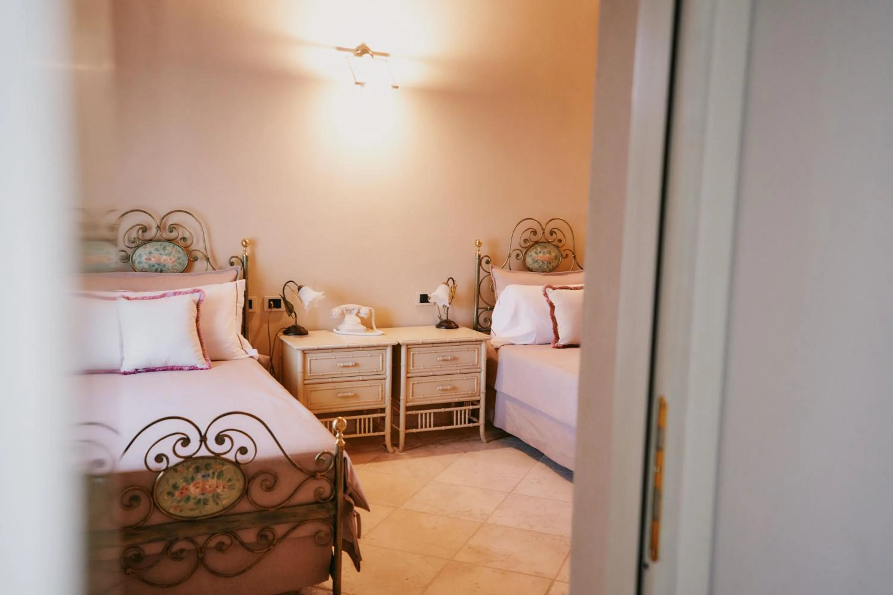 Bedroom, Bed in Tenuta Montemagno Relais & Wines