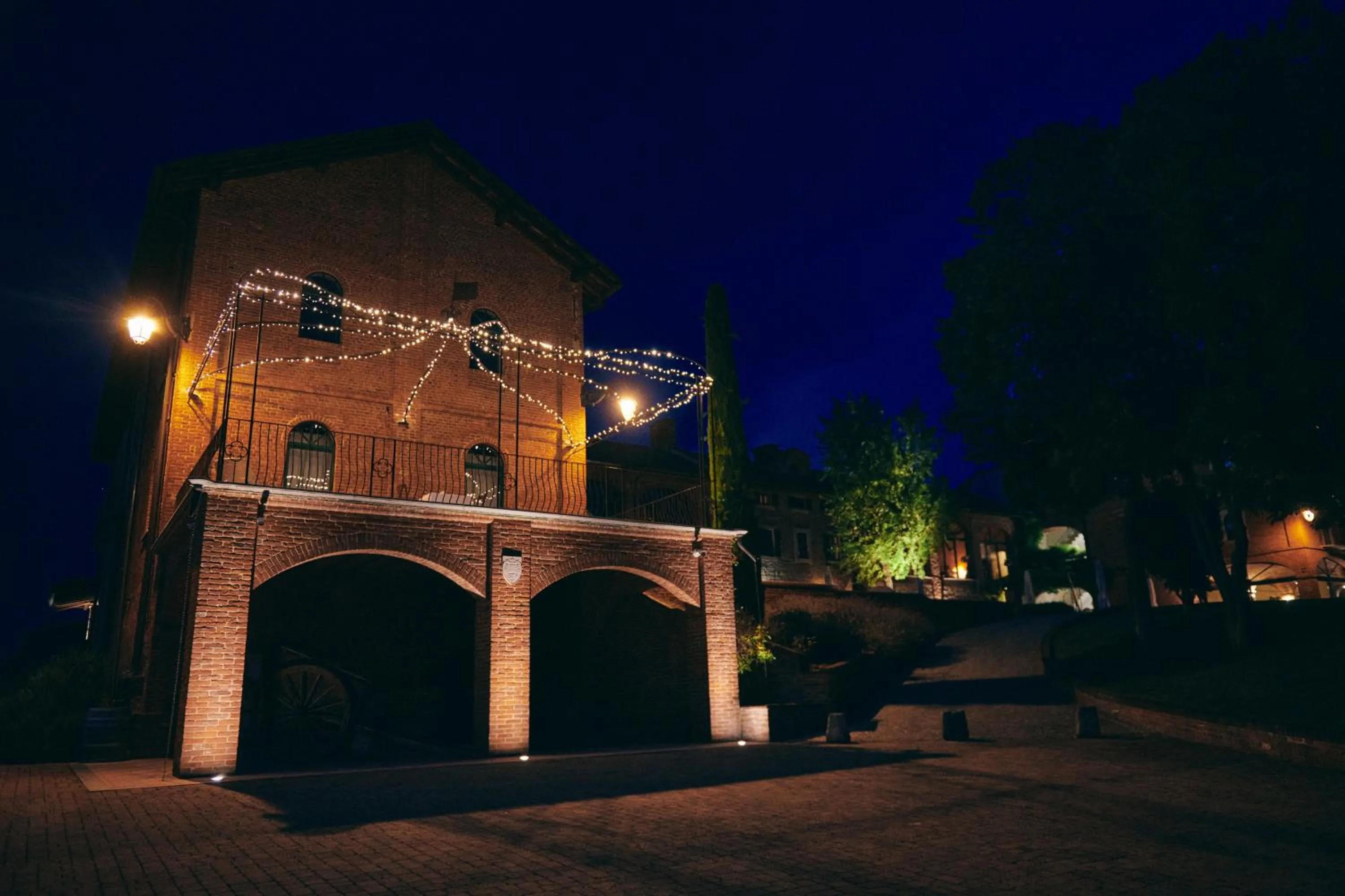 Dinner in Tenuta Montemagno Relais & Wines