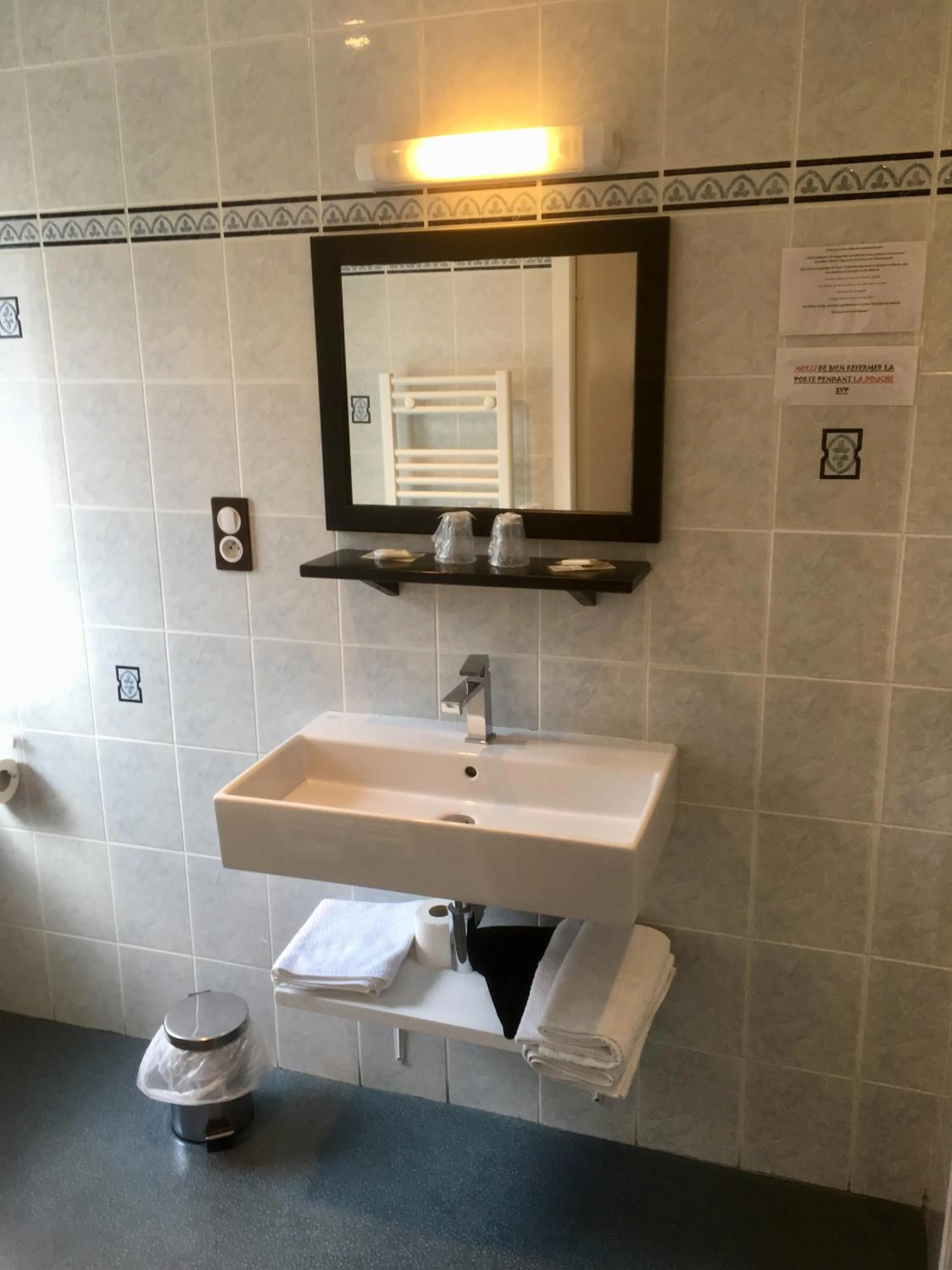 Bathroom in Manexenea