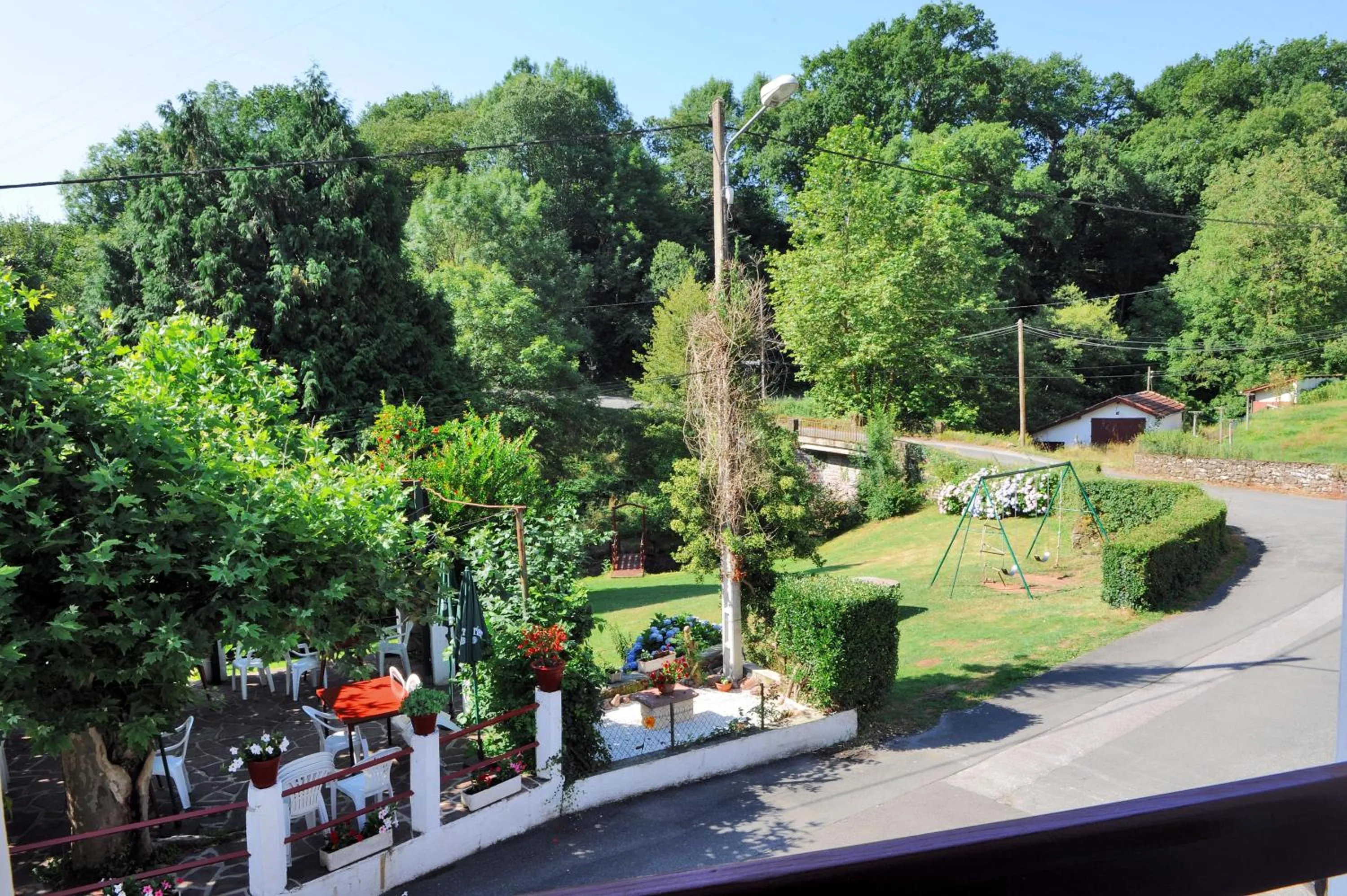 Garden view in Manexenea