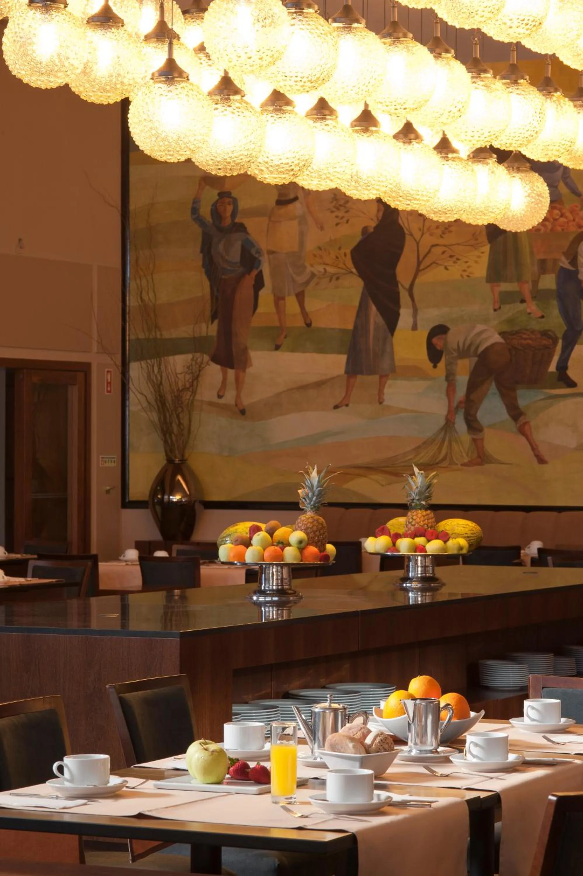 Restaurant/places to eat in Grande Hotel De Luso