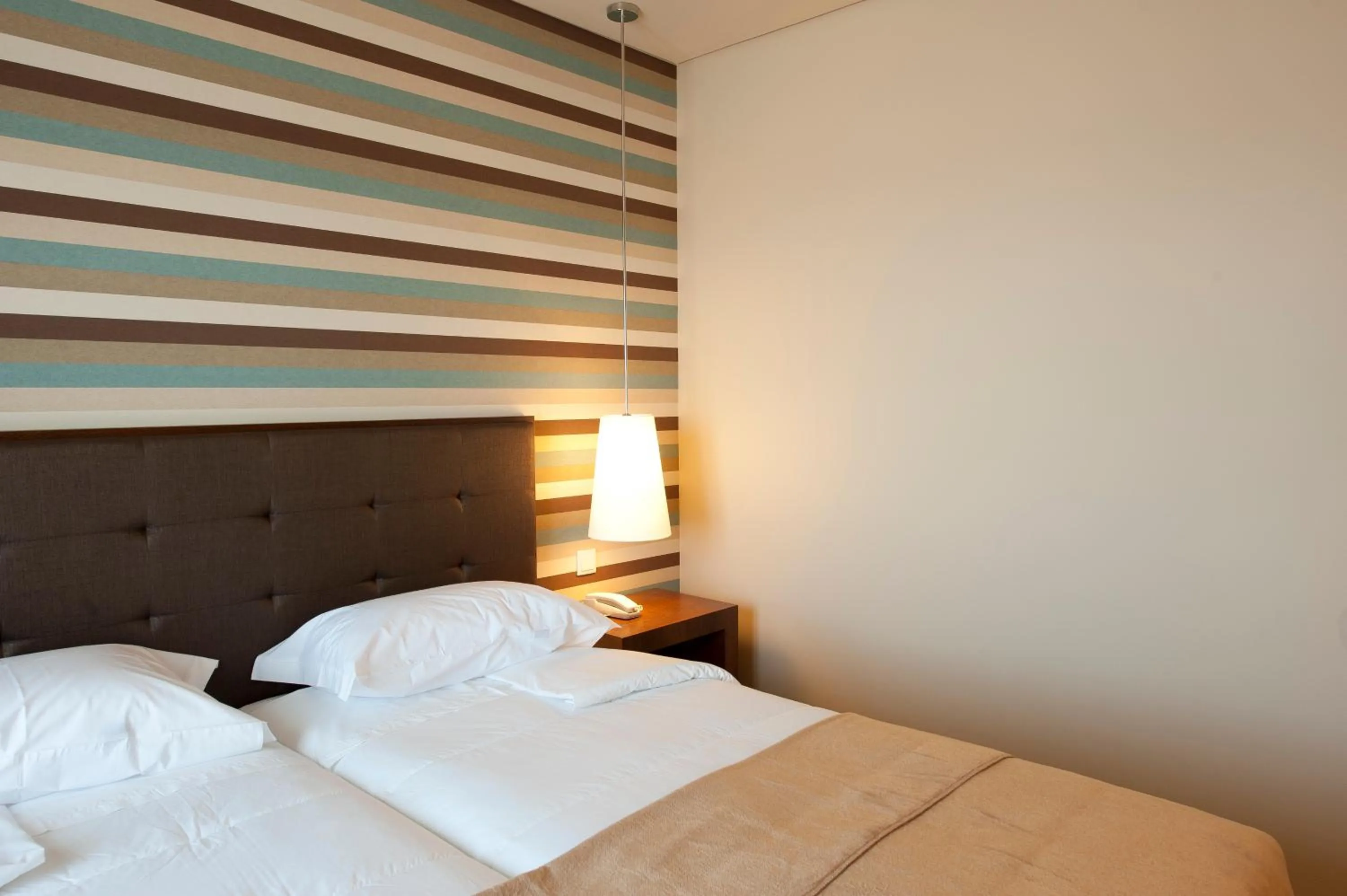 Bedroom, Bed in Grande Hotel De Luso