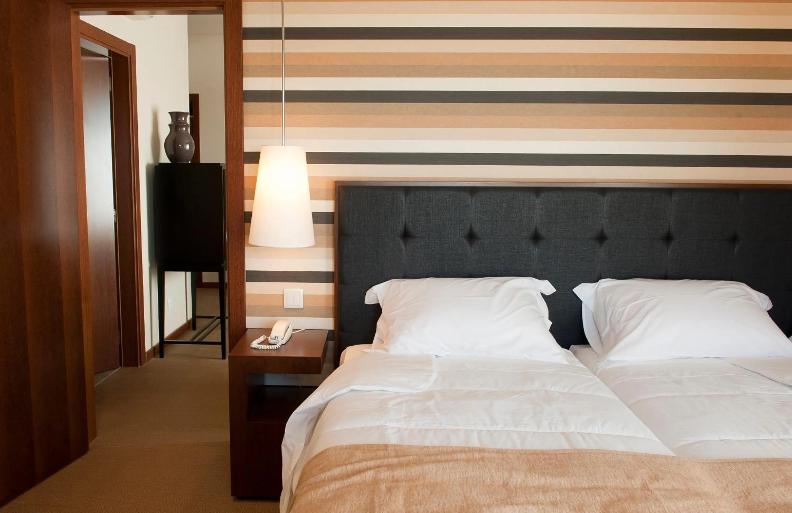 Bedroom, Bed in Grande Hotel De Luso